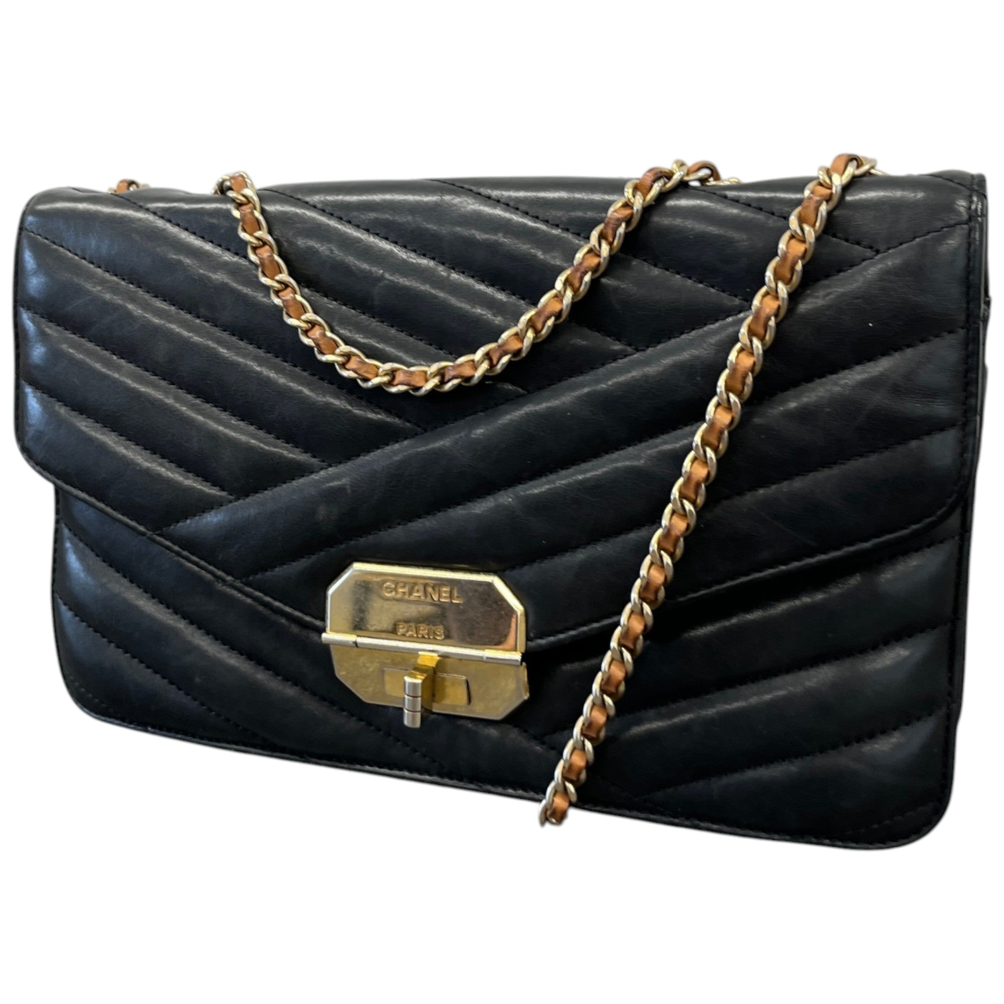 Women's Gabrielle Chevron Flap Bag Black