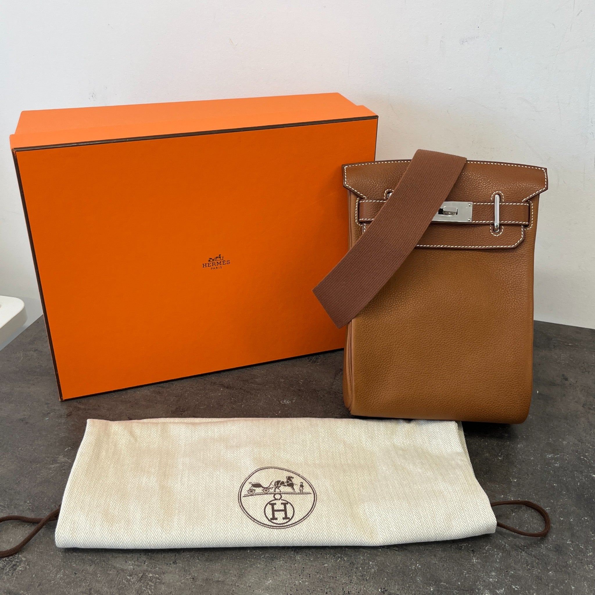 Men's Hac A Dos Pm Messenger Bag Brown