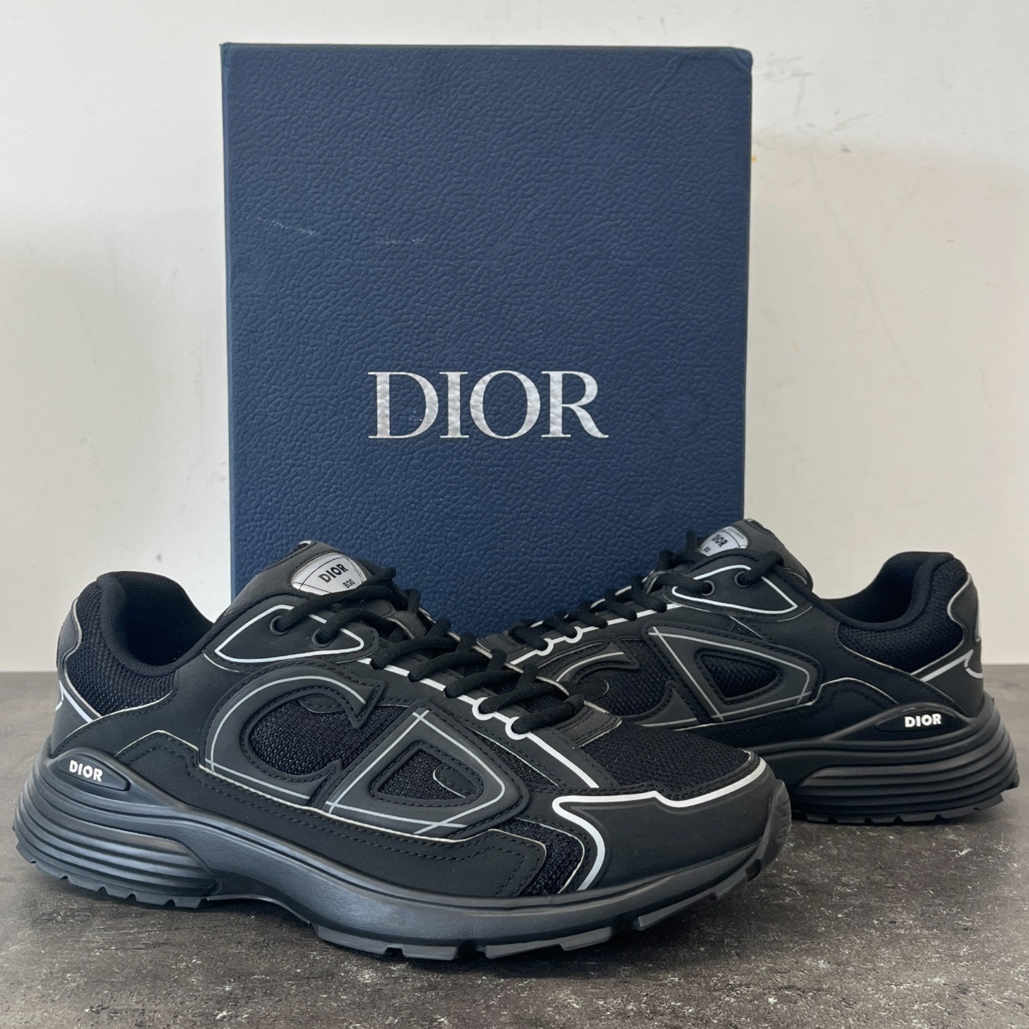 Men's B30 Low Trainers Black Size EU 42 / UK 8