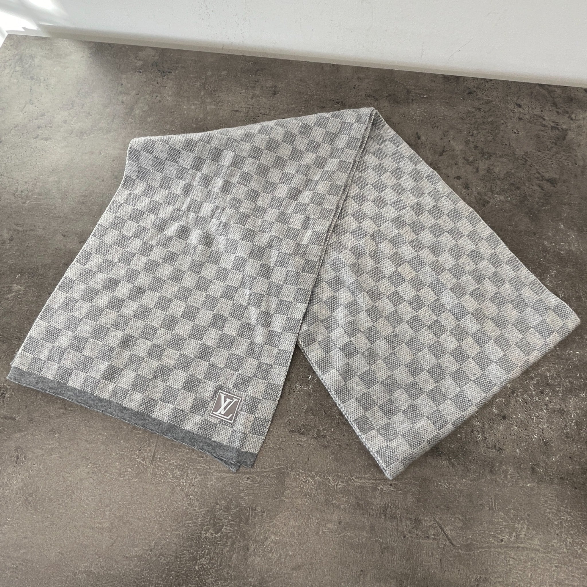 Men's Neo Petit Damier Scarf Grey