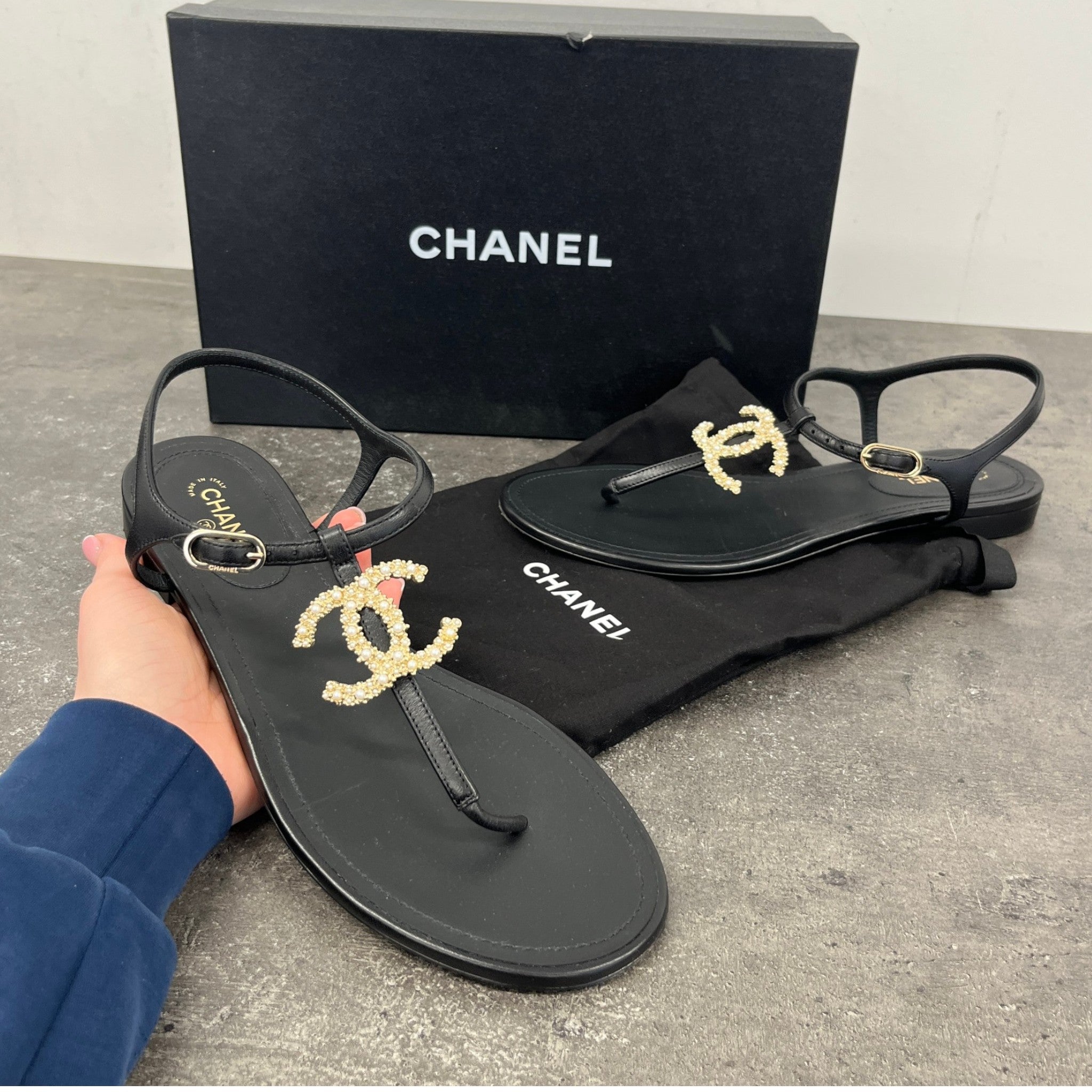 Women's Cc Logo Pear Sandals Black Size EU 40.5 / 7.5