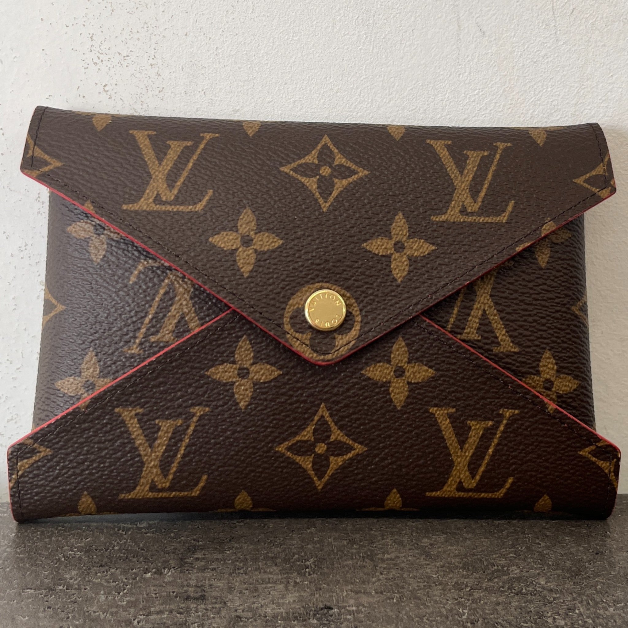 Women's Kirigami Pochette Pouch Brown