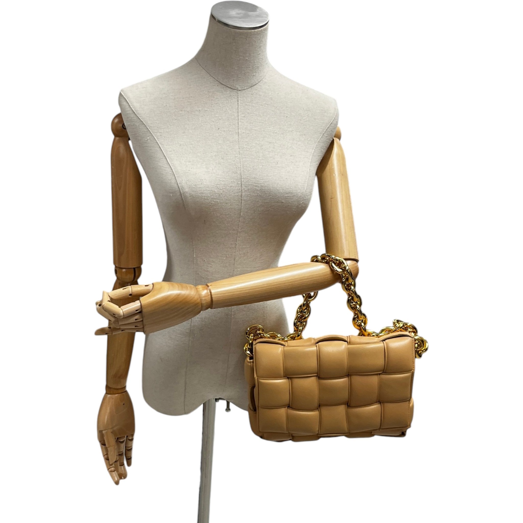 Women's Chain Cassette Bag Beige