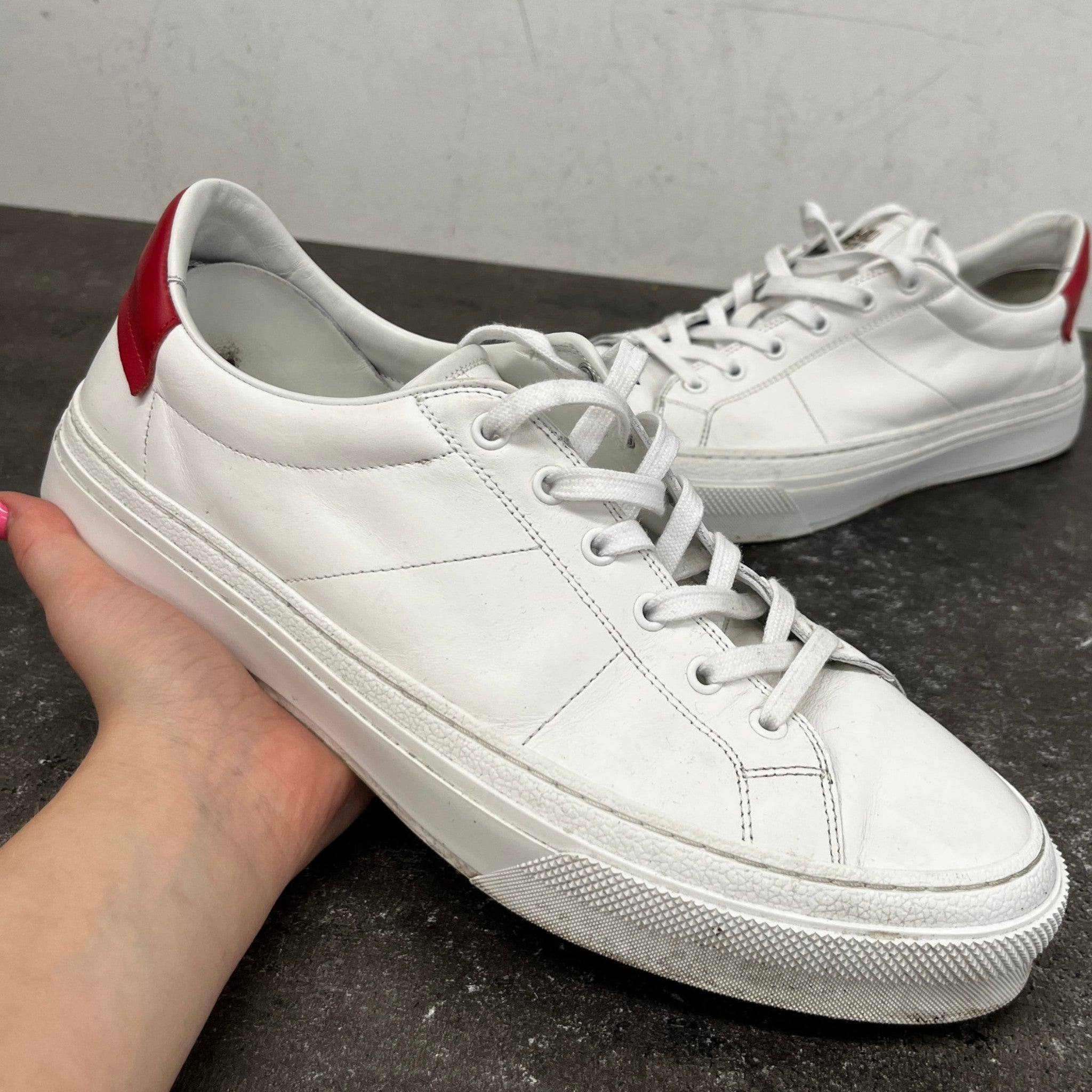 Men's City Low Trainers White Size EU 44 / UK 10