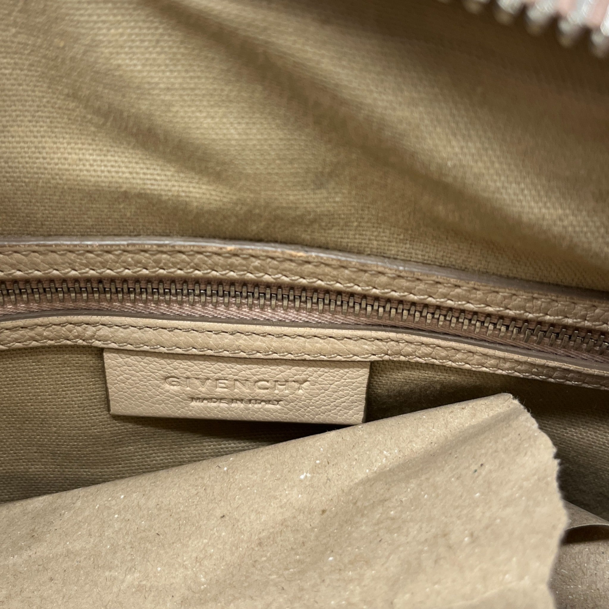 Women's Antigona Small Bag Nude