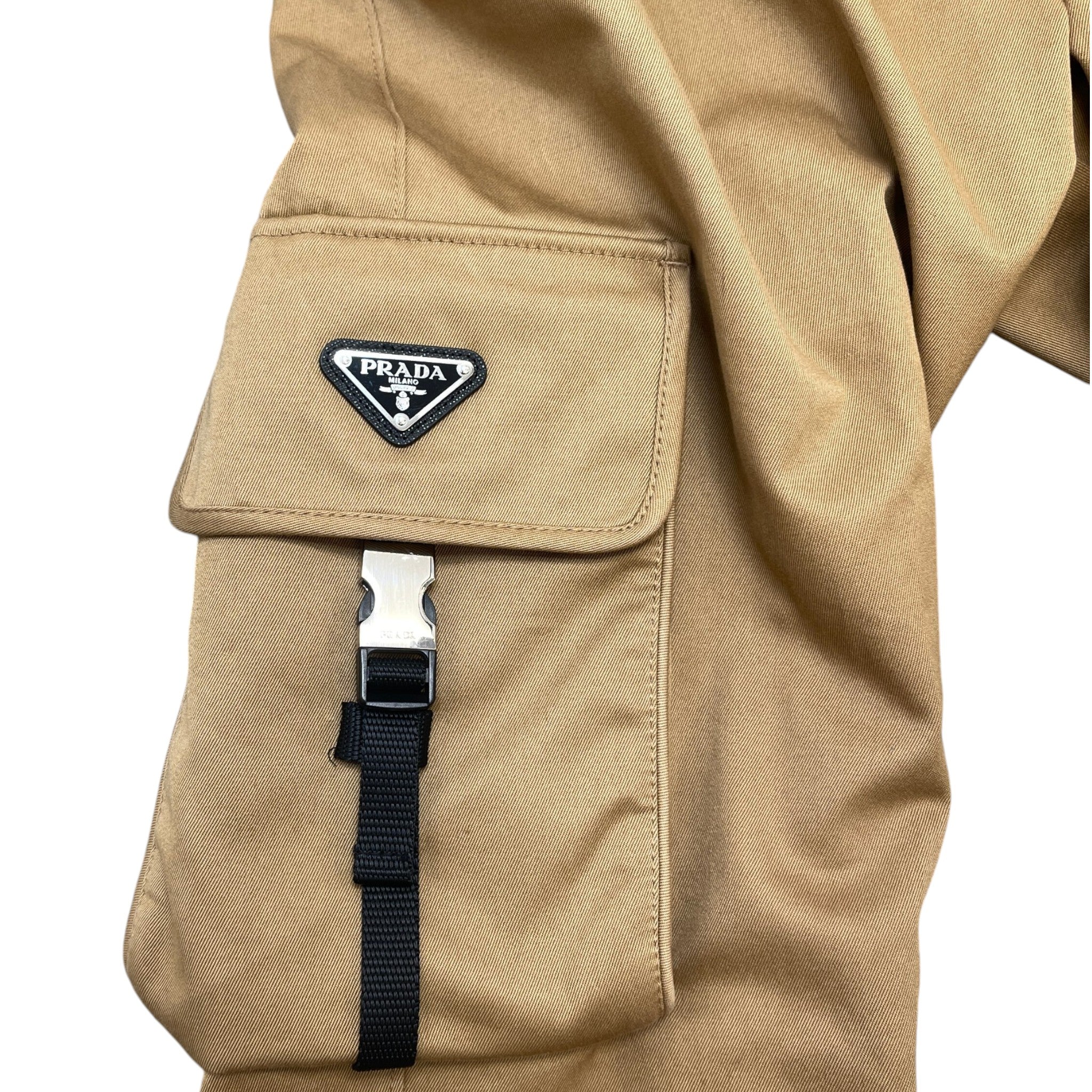 Men's Re-Nylon Plaque Logo Cargos Beige Size IT 52 / UK 36