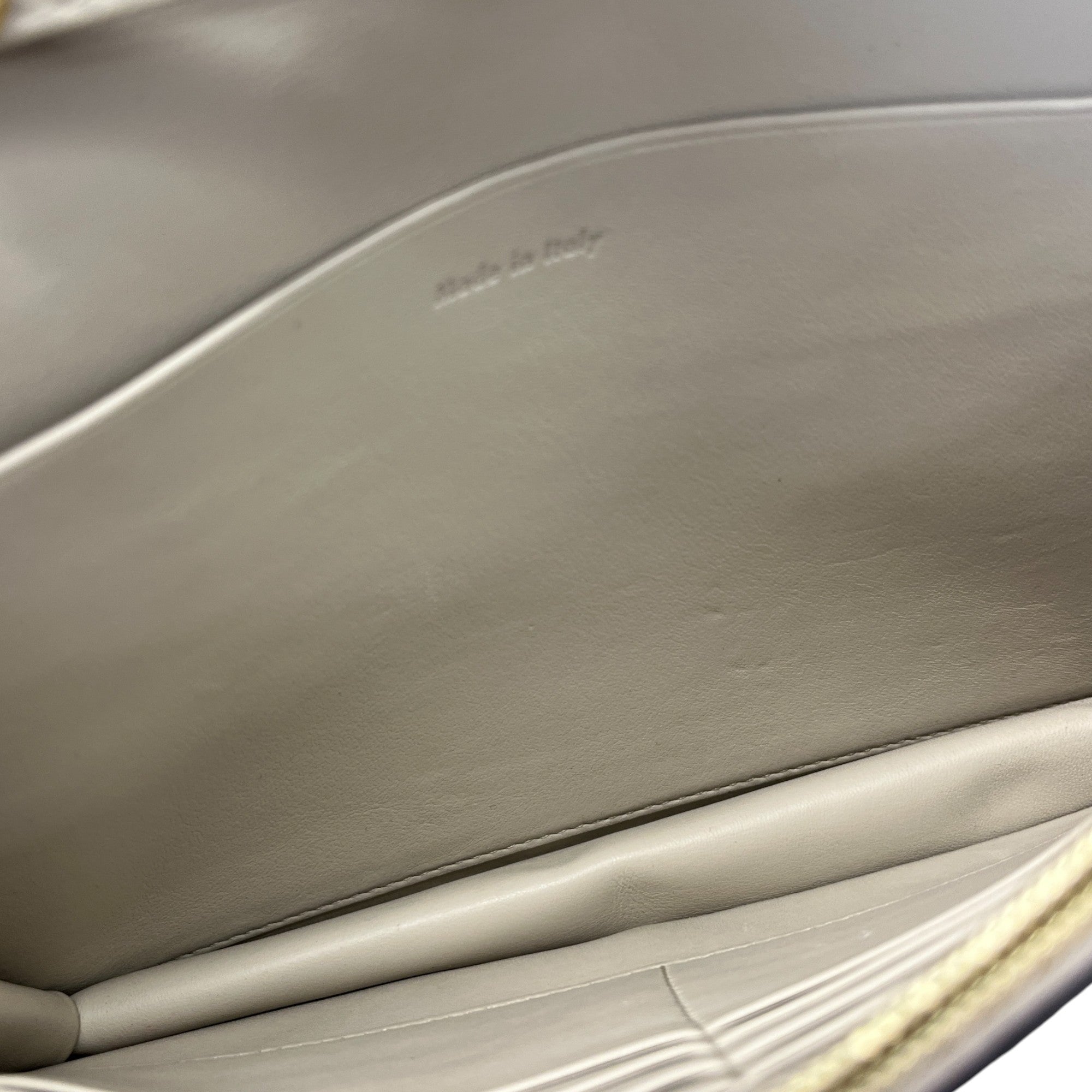 Women's Frame Wallet On Chain Handbag Beige