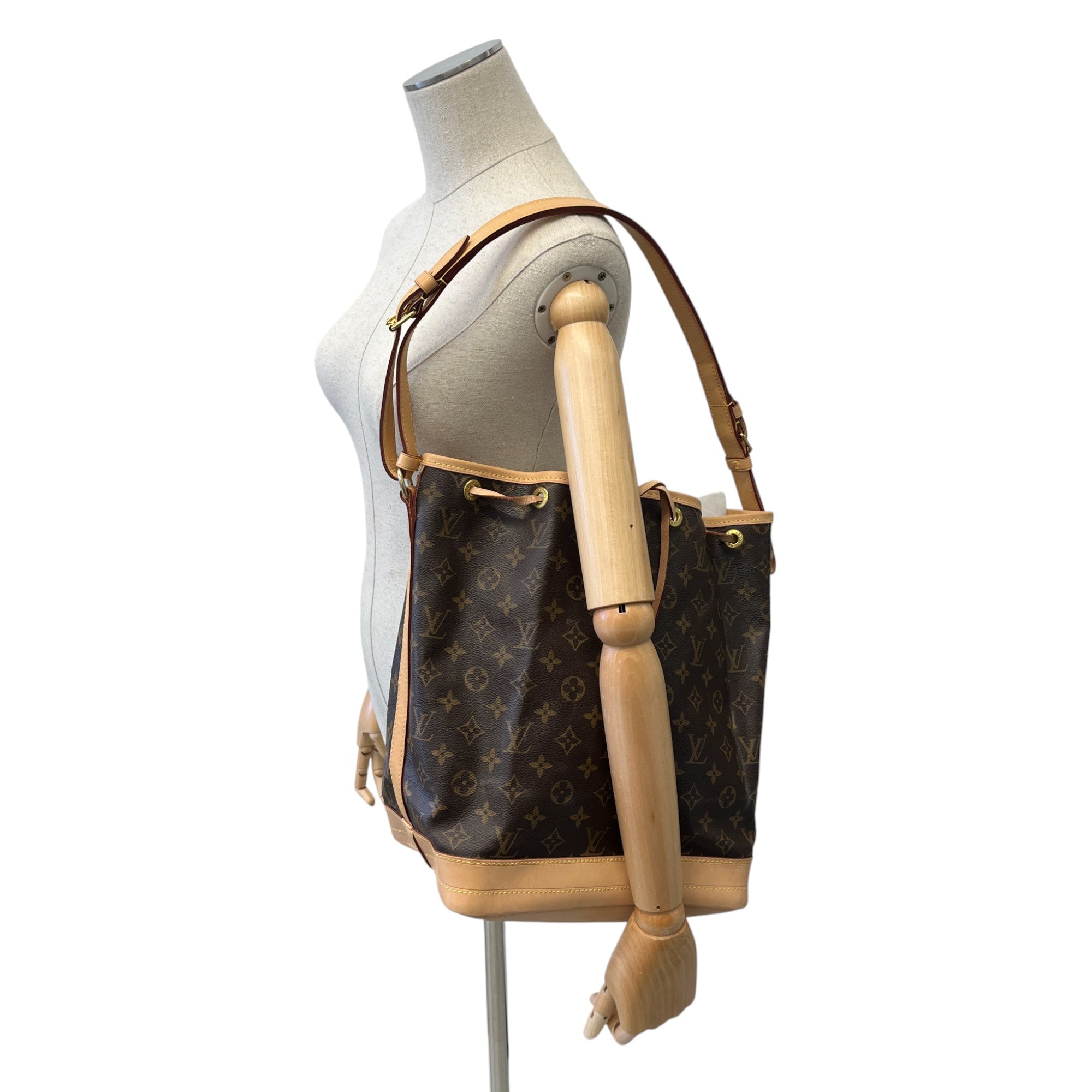 Women's Monogram Petit Noé Bucket Bag Brown