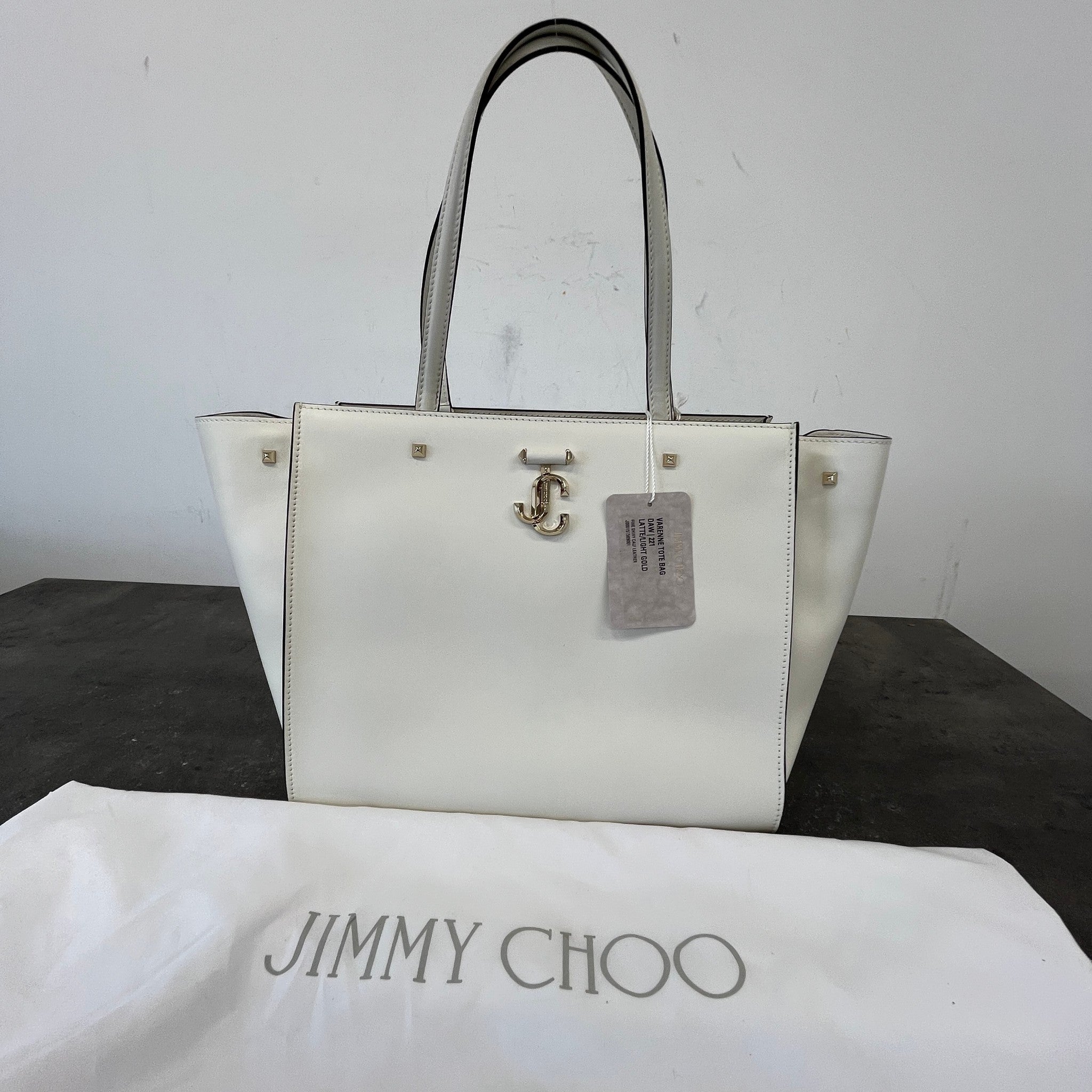 Women's Avenue Logo-Embellished Tote Bag White