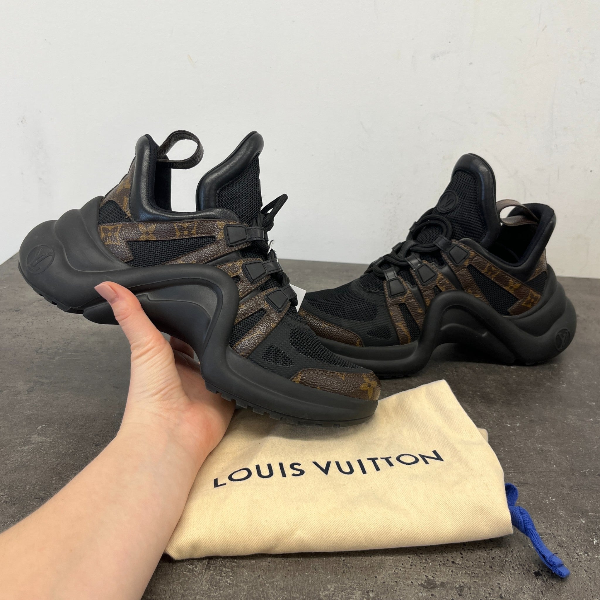 Women's Archlight Low Trainers Black Size EU 38 / UK 5