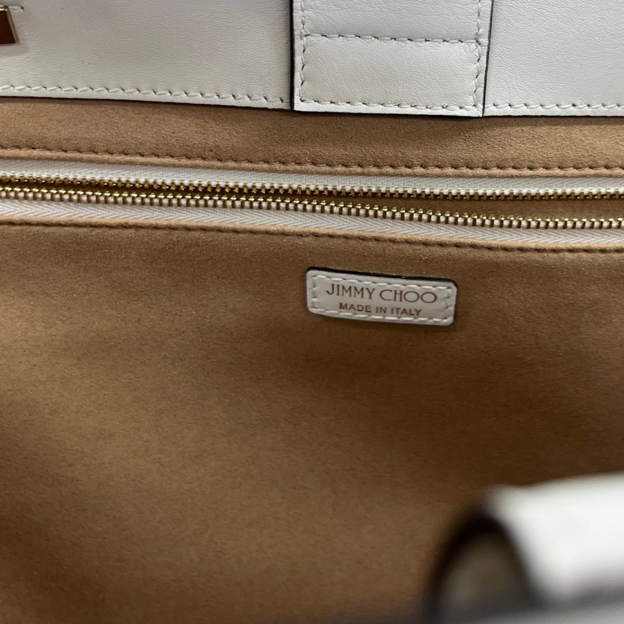 Women's Avenue Logo-Embellished Tote Bag White
