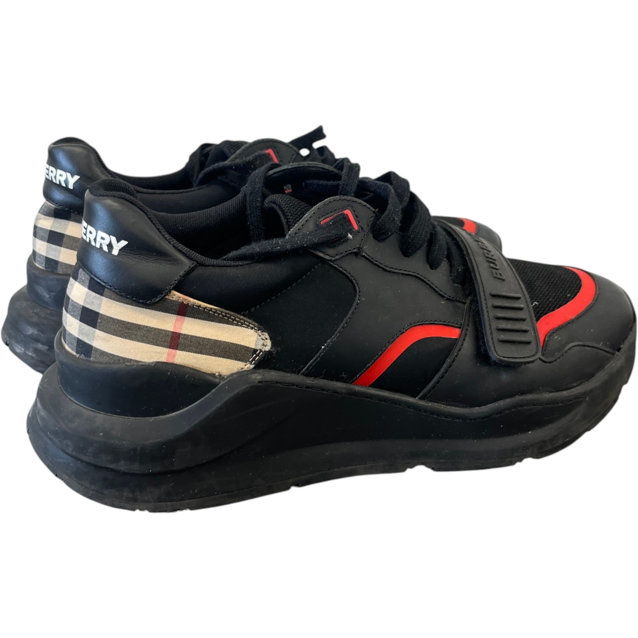 Men's Ramsey Low Trainers Black Size EU 42 / UK 8