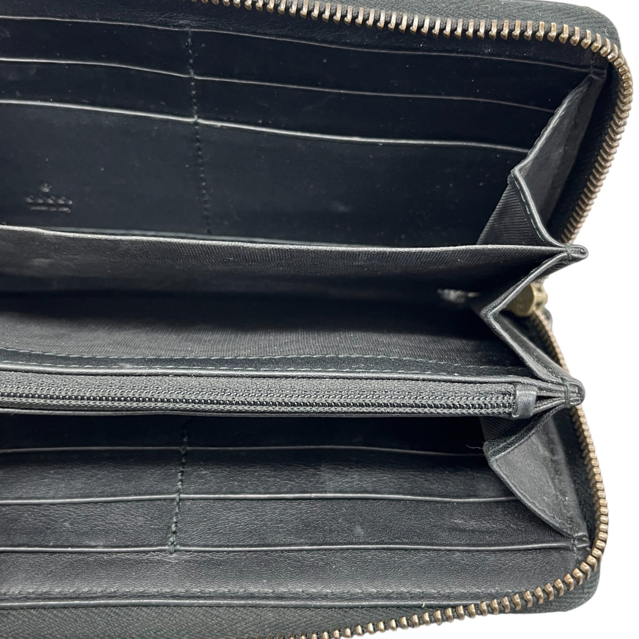 Women's Gg Marmont Purse Black