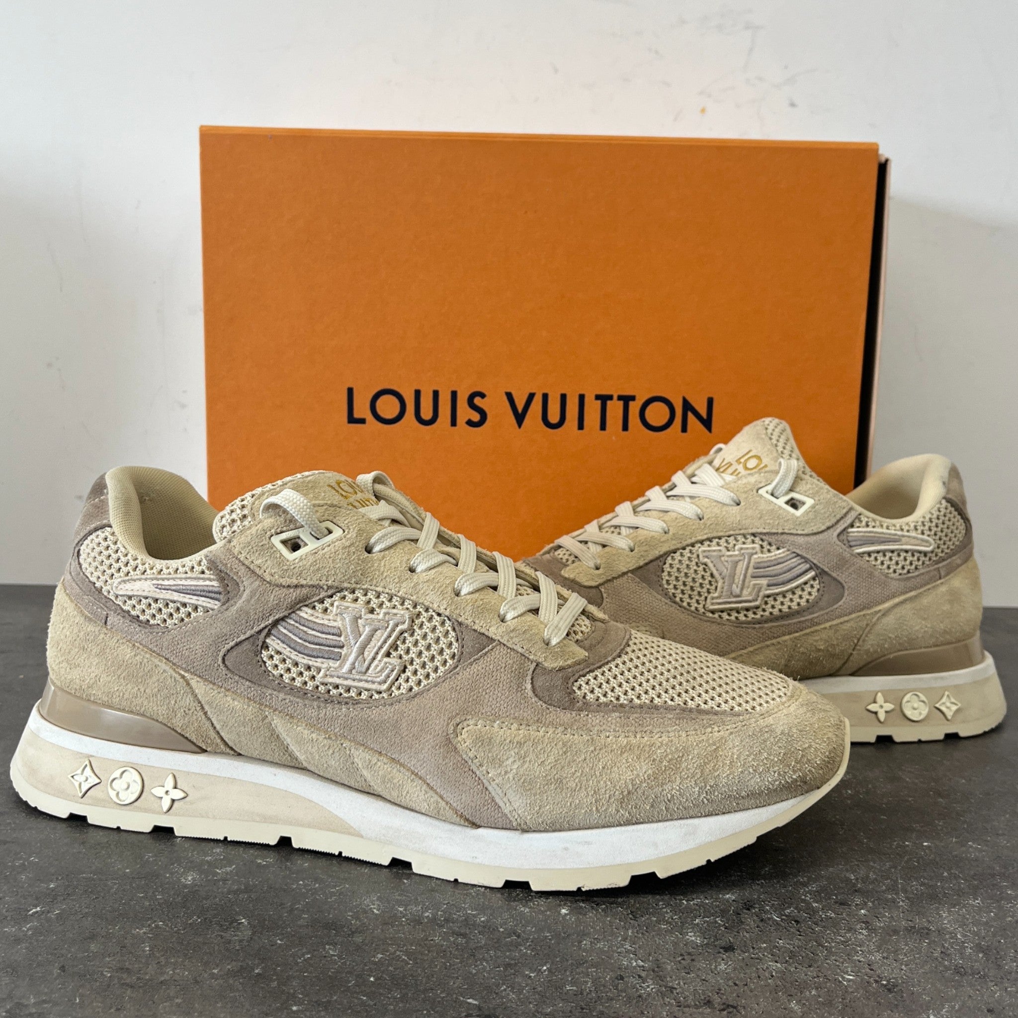 Men's Run Away Low Trainers Beige Size EU 44 / UK 10
