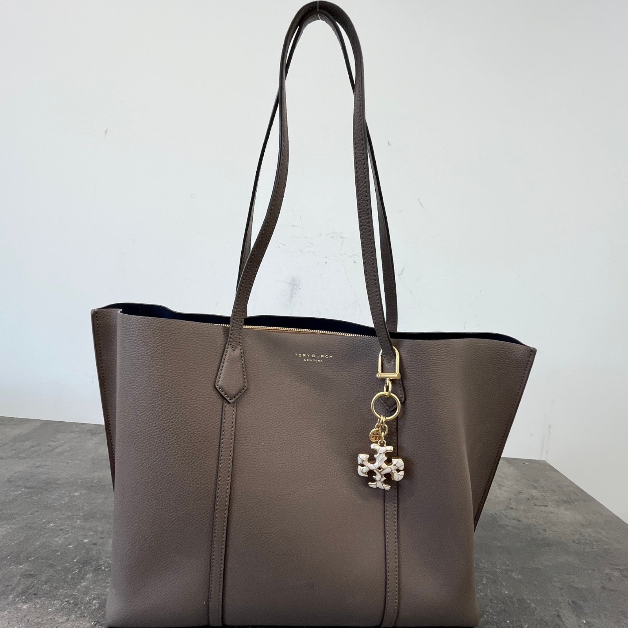 Women's Perry Triple Compartment Handbag Beige