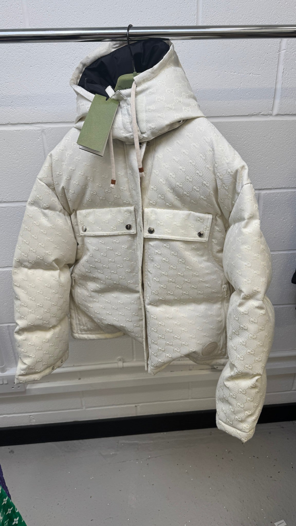 Women's Gg Supreme Bomber Down Jacket Cream Size 44 / UK 12