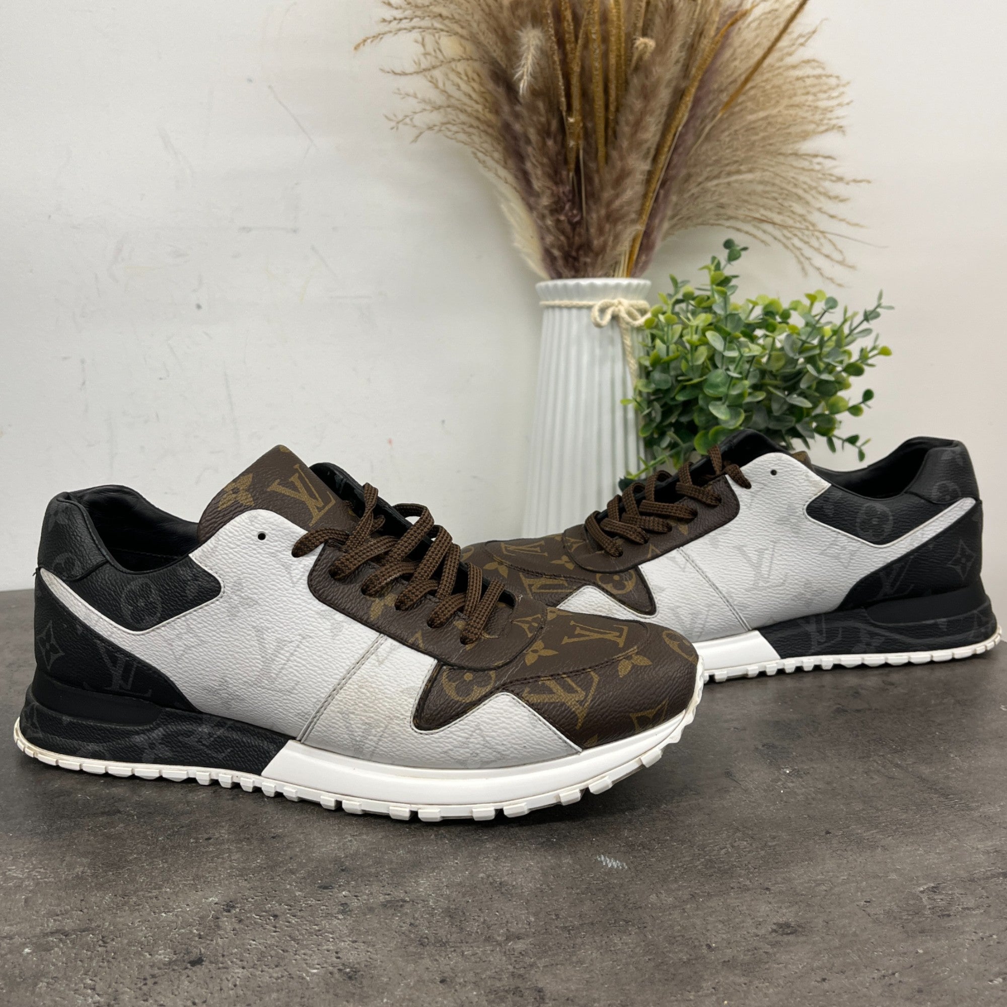 Men's Runaway Low Trainers Brown Size EU 41.5 / UK 7.5