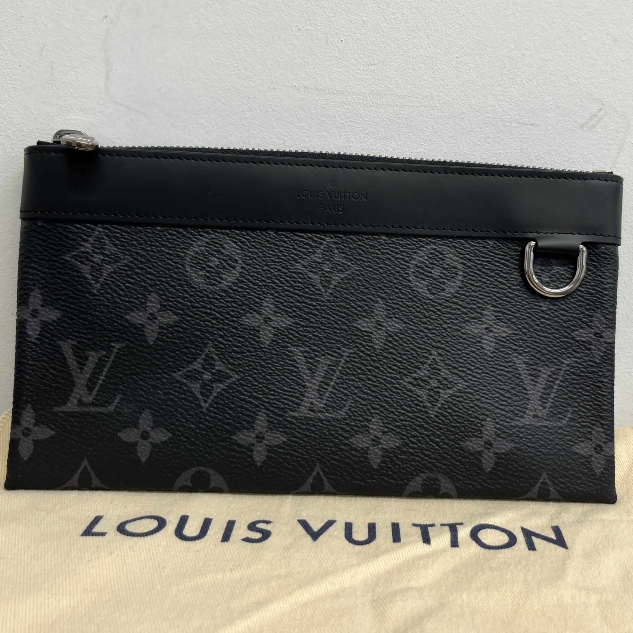 Men's Monogram Eclipse Discovery Pochette Pm Pouch Black