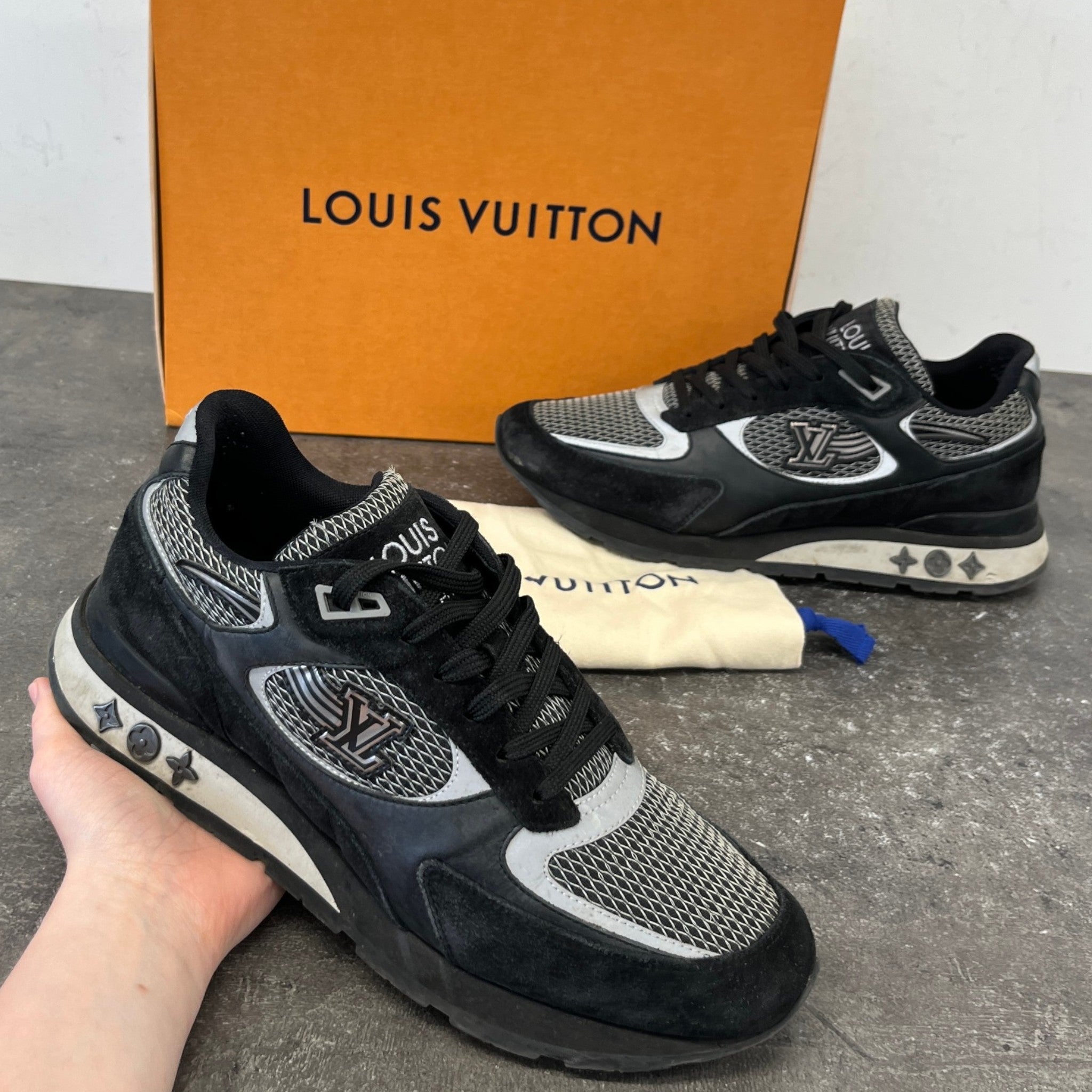 Men's Run Away Low Trainers Black Size EU 41 / UK 7