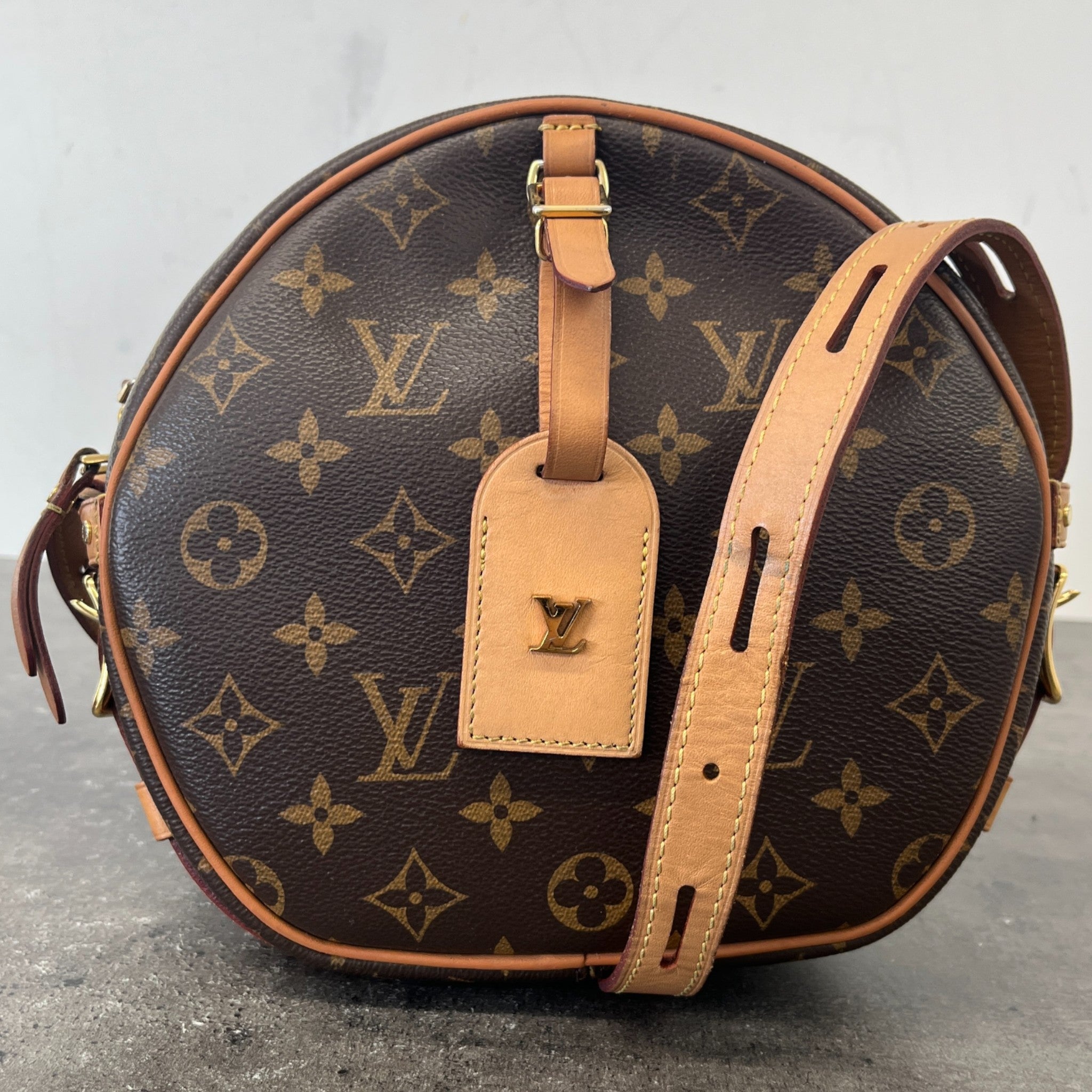 Women's Monogram Boite Chapeau Souple Mm Bag Brown