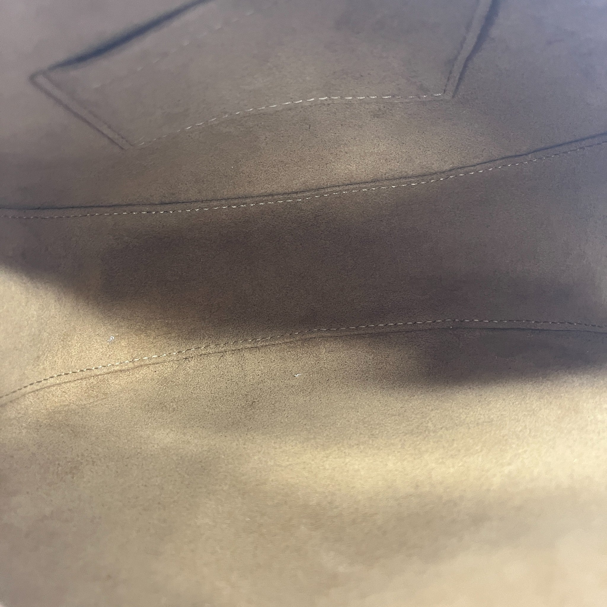 Women's Monogram Boite Chapeau Souple Mm Bag Brown