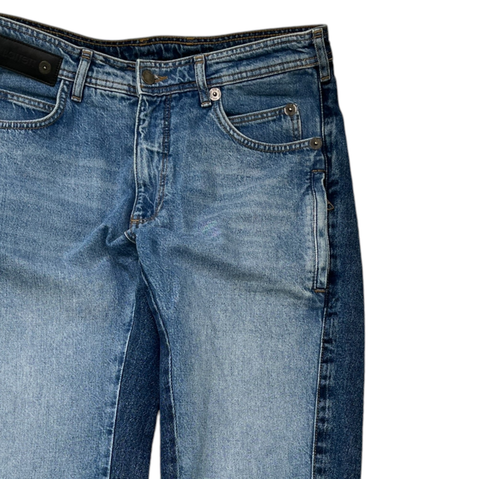 Men's Embossed Logo Jeans Blue Size Waist 31"