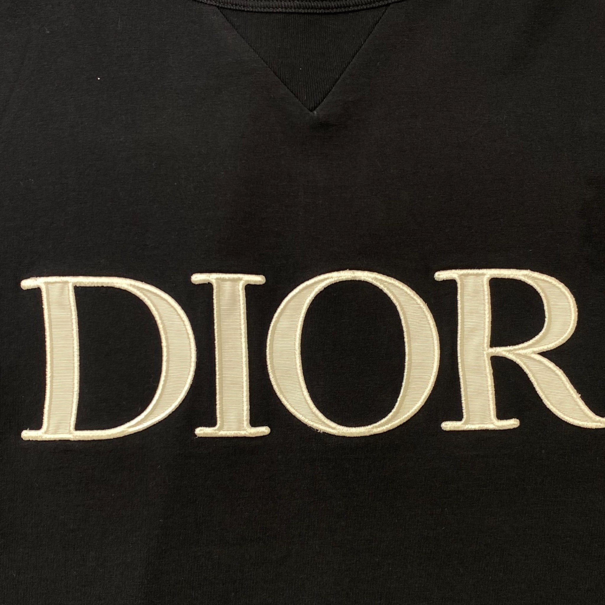 Men's Embroidered Logo T-Shirt Navy Size M