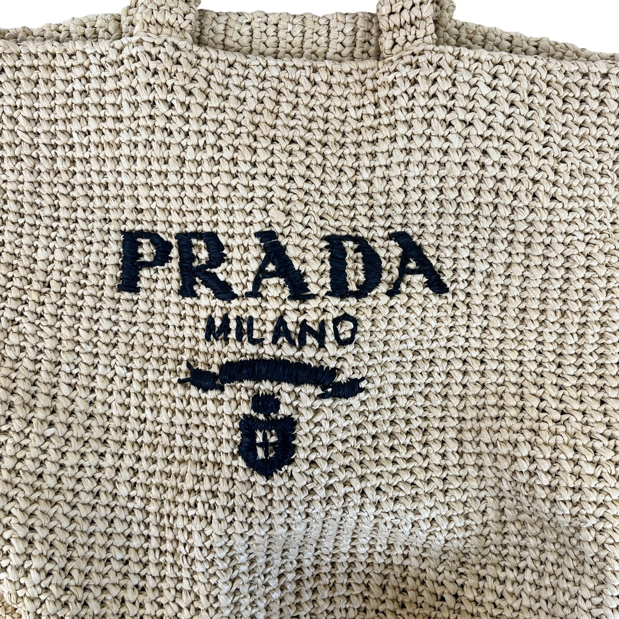 Women's Raffia Plaque Logo Tote Bag Brown