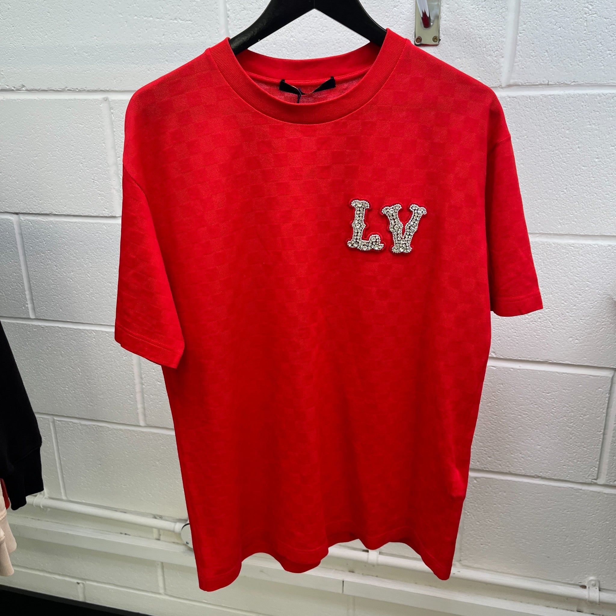 Men's Embroidered Lv Patch T-Shirt Red Size L