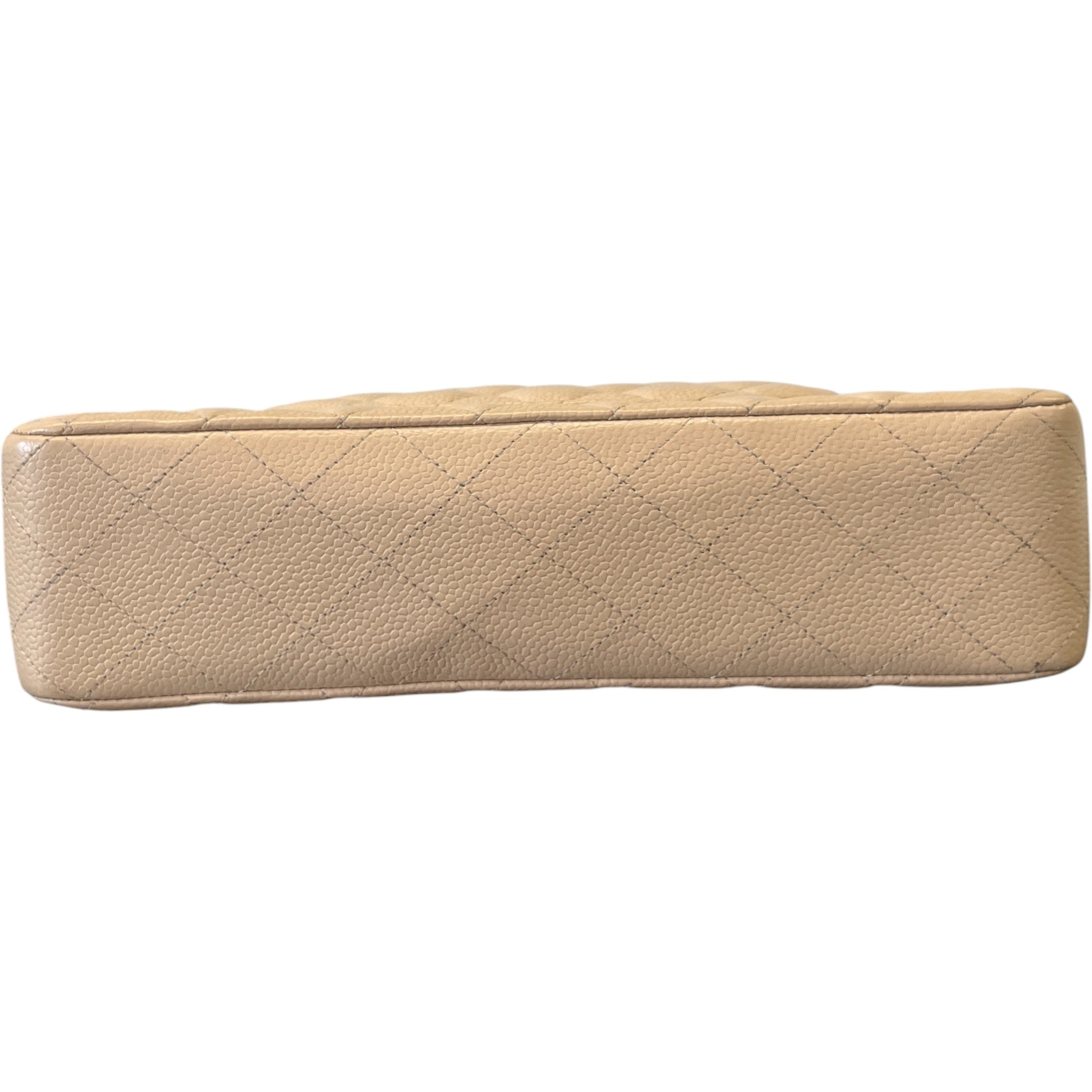 Women's Classic Flap Medium Caviar Handbag Beige