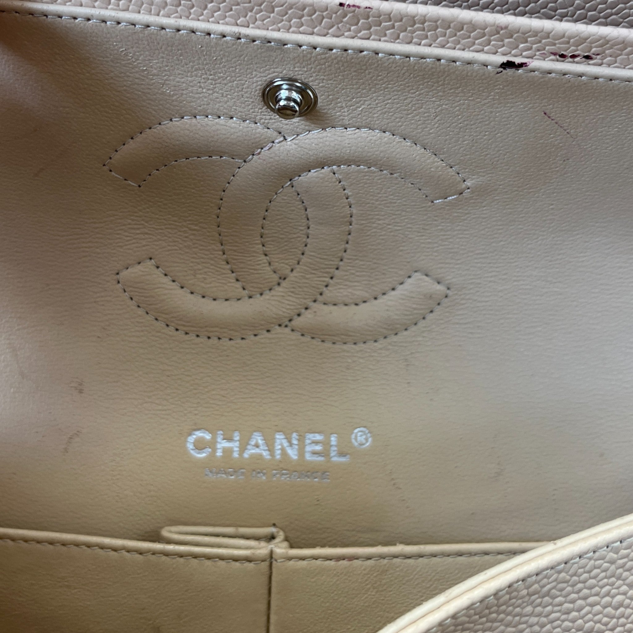 Women's Classic Flap Medium Caviar Handbag Beige