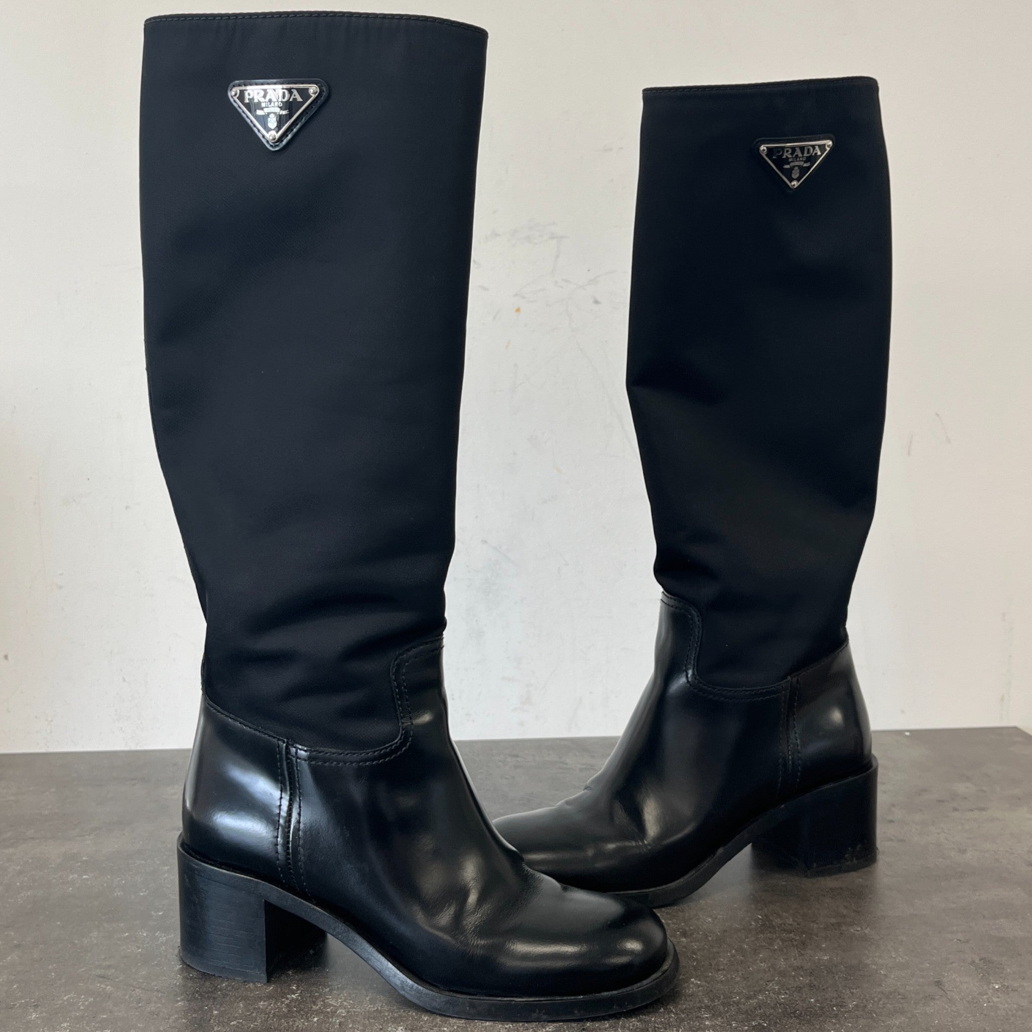 Women's Plaque Logo Boots Black Size EU 36 / UK 3