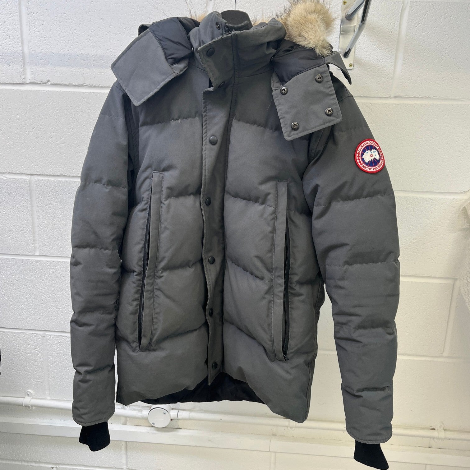 Men's Wyndham Parka Down Jacket Grey Size M