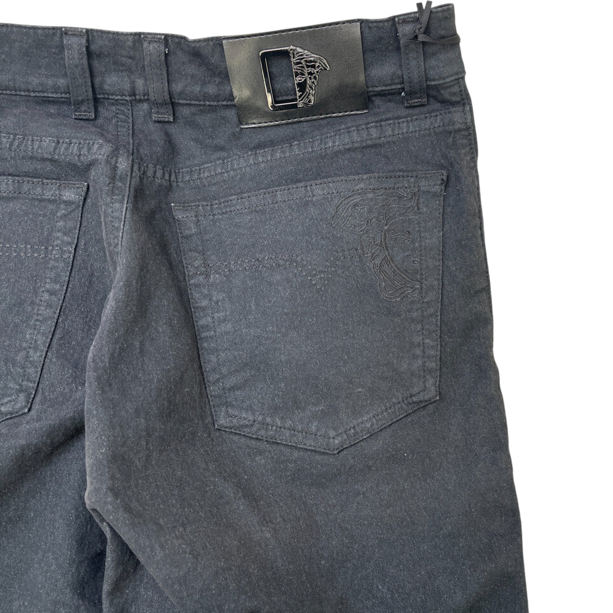 Men's Embroidered Medusa Logo Jeans Black Size Waist 32"