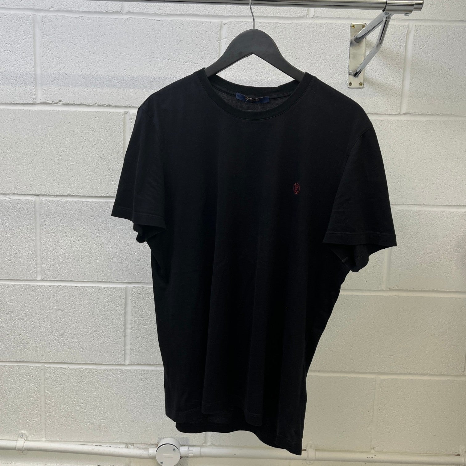 Men's Embroidered Logo T-Shirt Black Size L