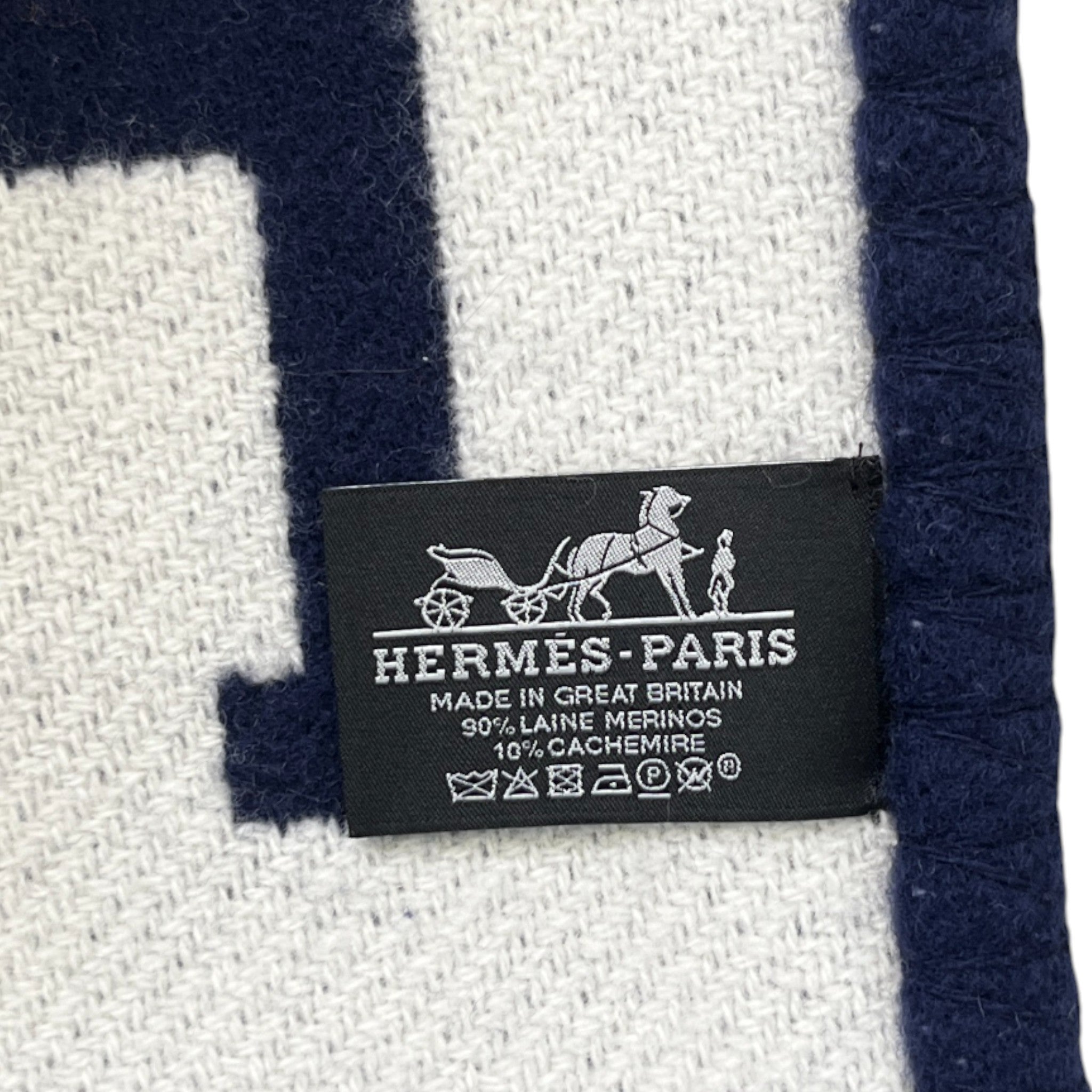 Avalon Iii Blanket Blue