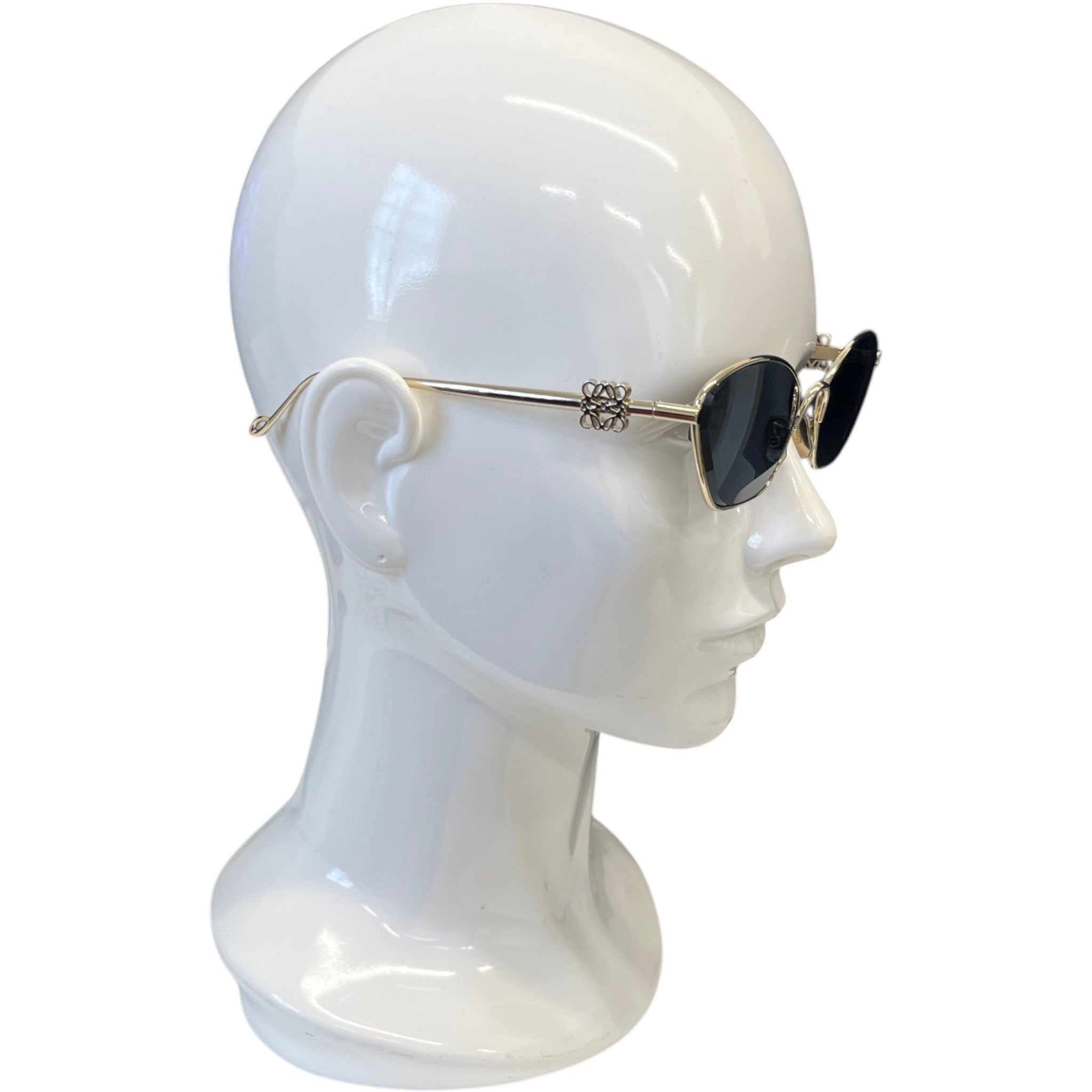 Women's Lw40115U Anagram Sunglasses Gold