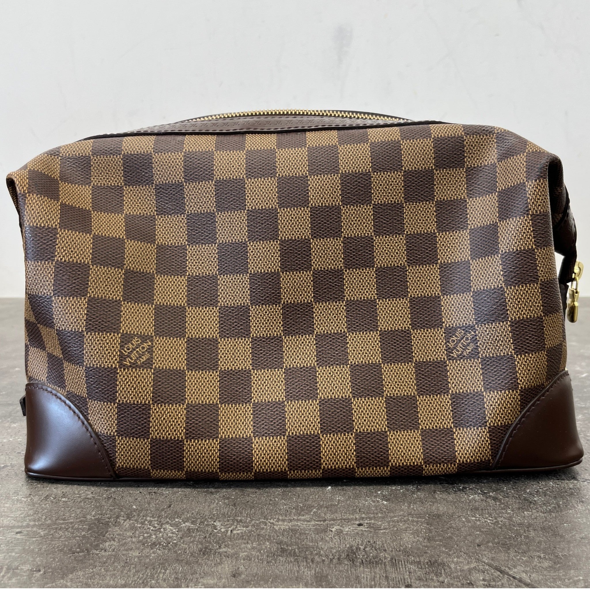 Women's Damier Ebene Vaslav Pouch Brown