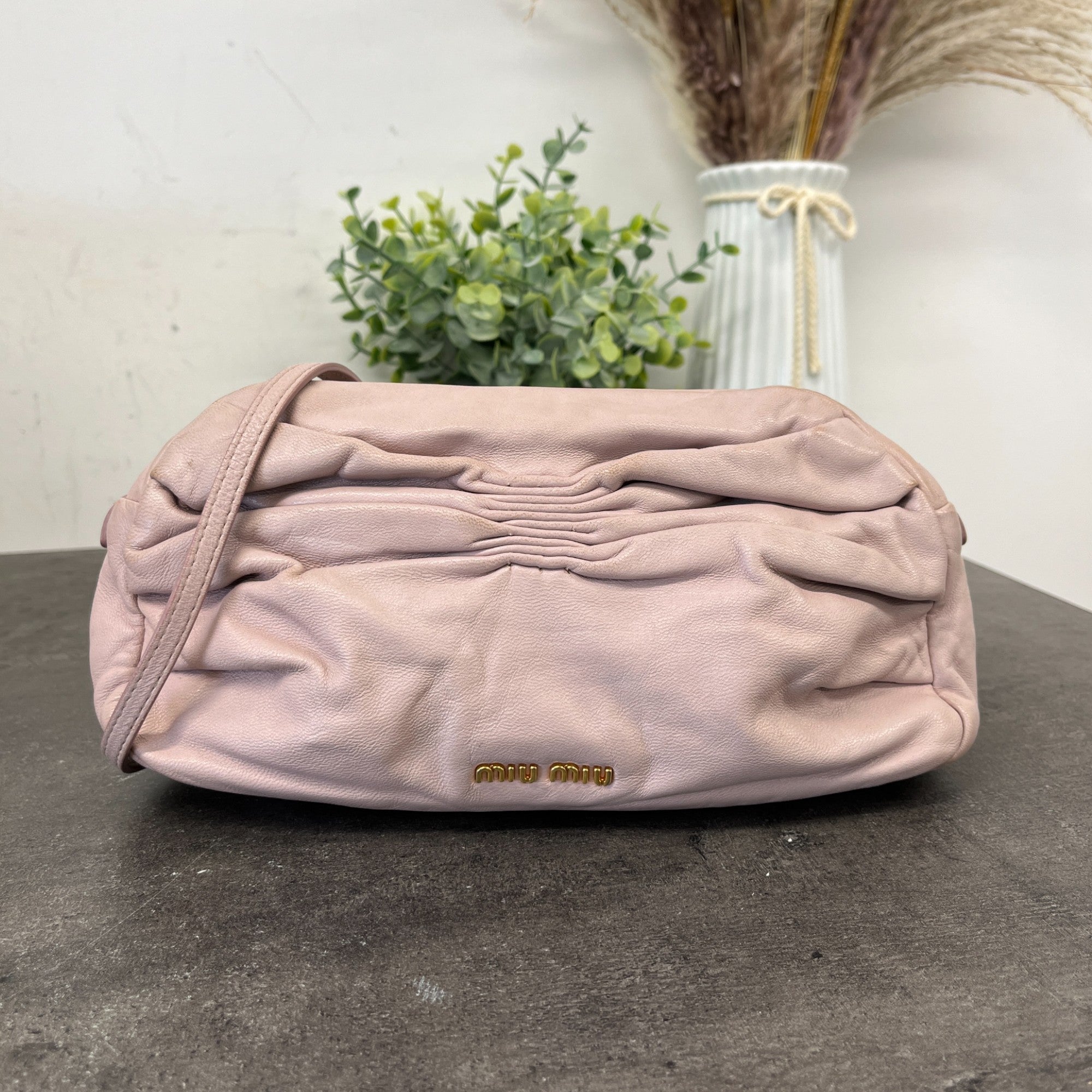 Women's Gathered Logo Handbag Pink