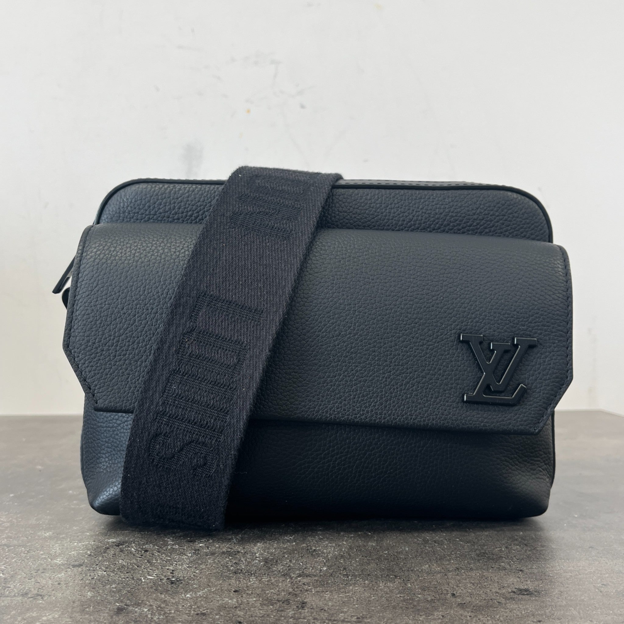 Men's Fastline Messenger Bag Black