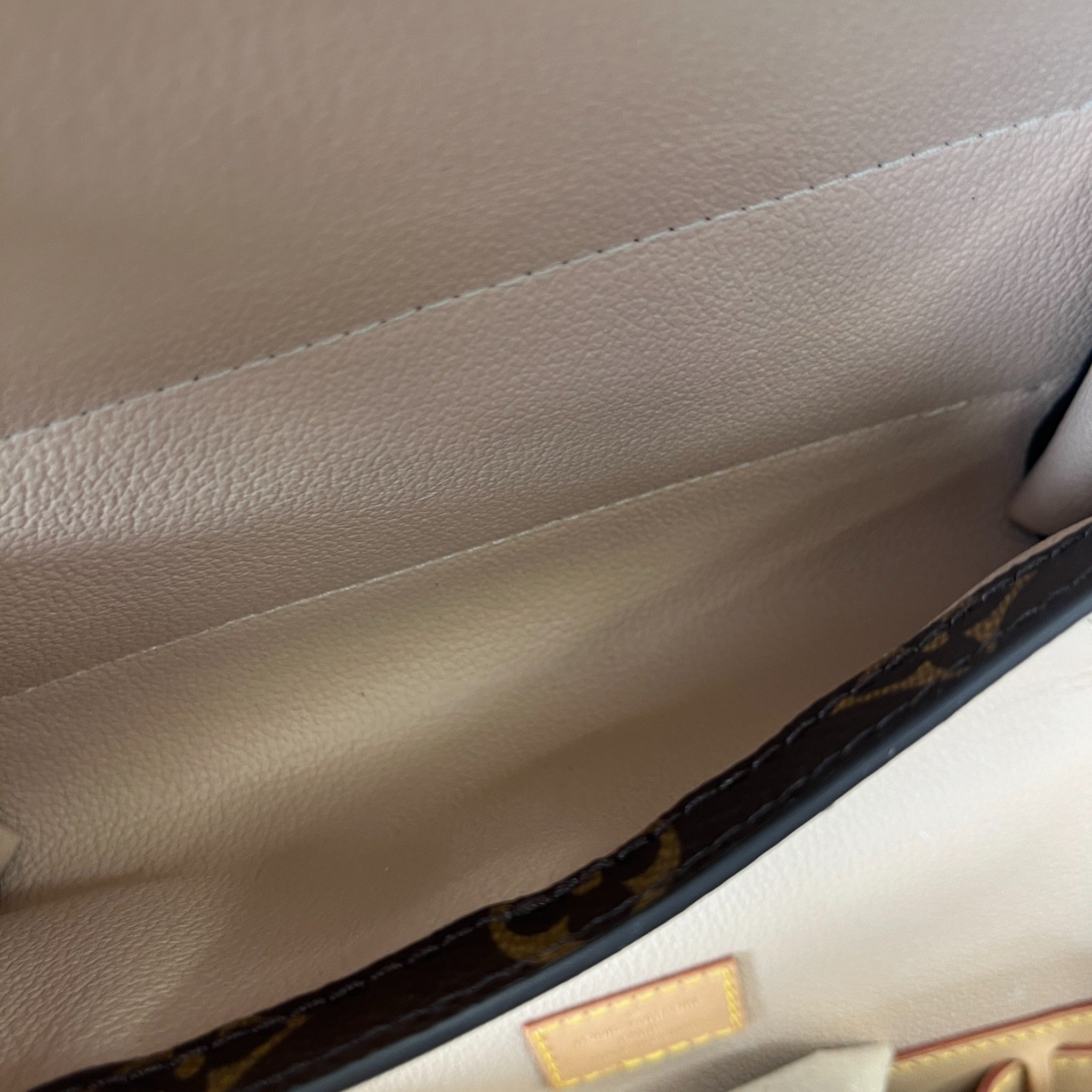 Women's Monogram Canvas Nice Vanity Bag Brown