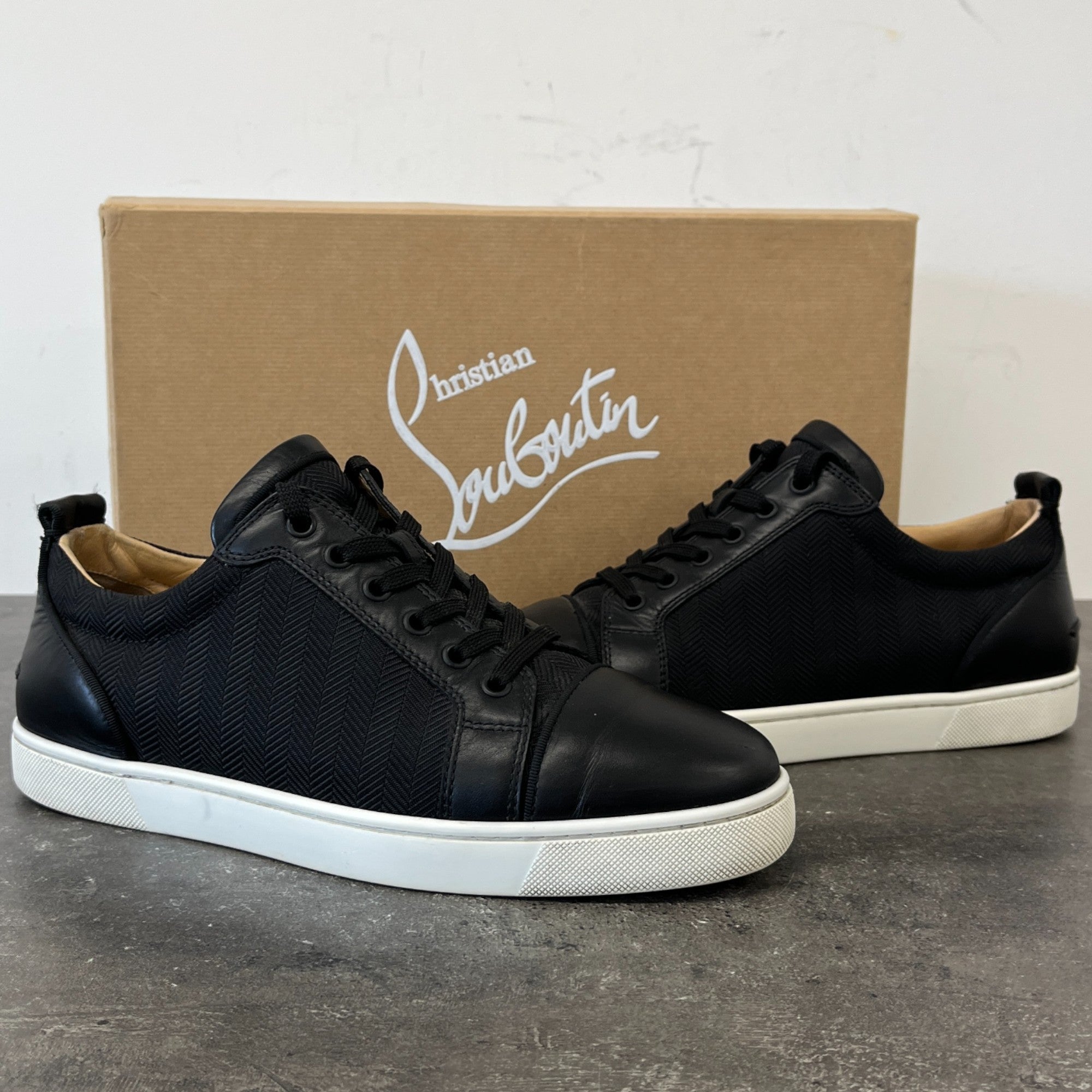 Men's Louis Junior Flat Low Trainers Black Size EU 40.5 / UK 6.5