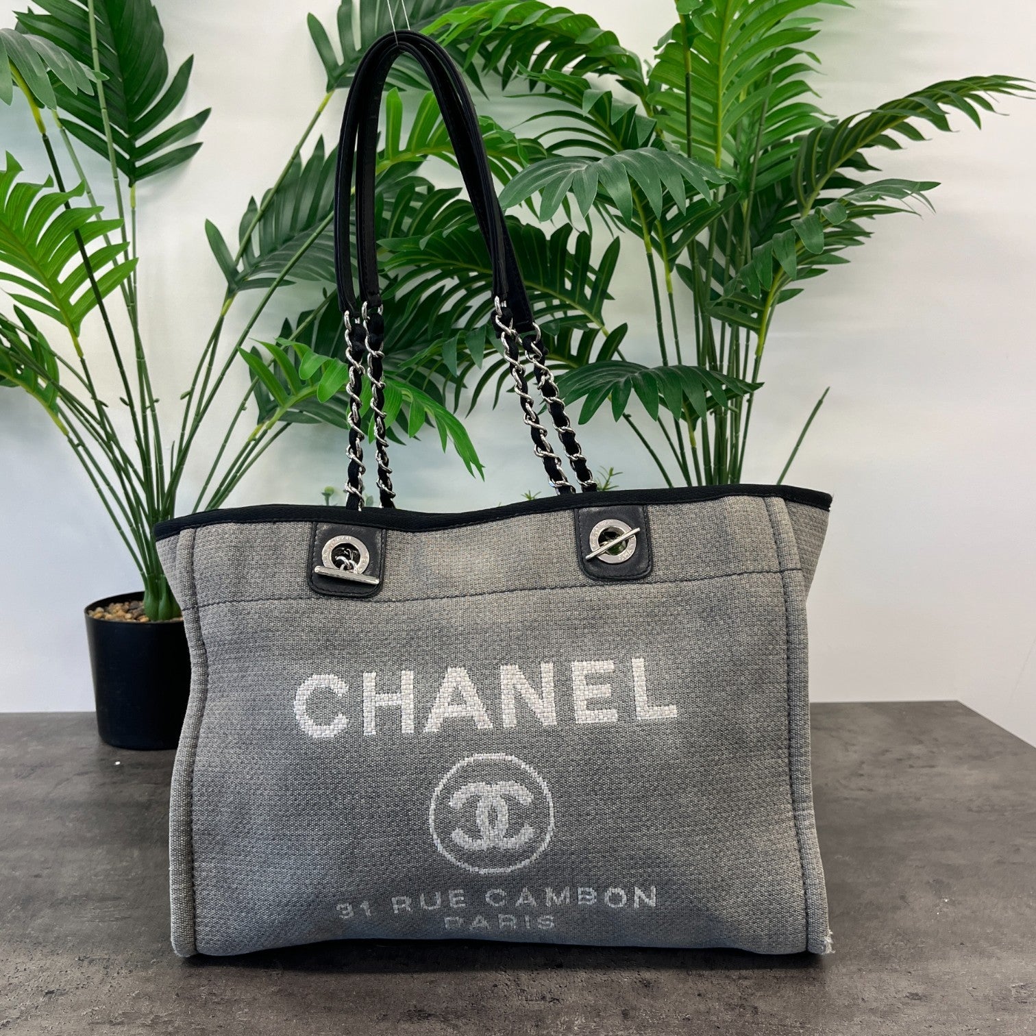 Women's Deauville Tote Handbag Grey