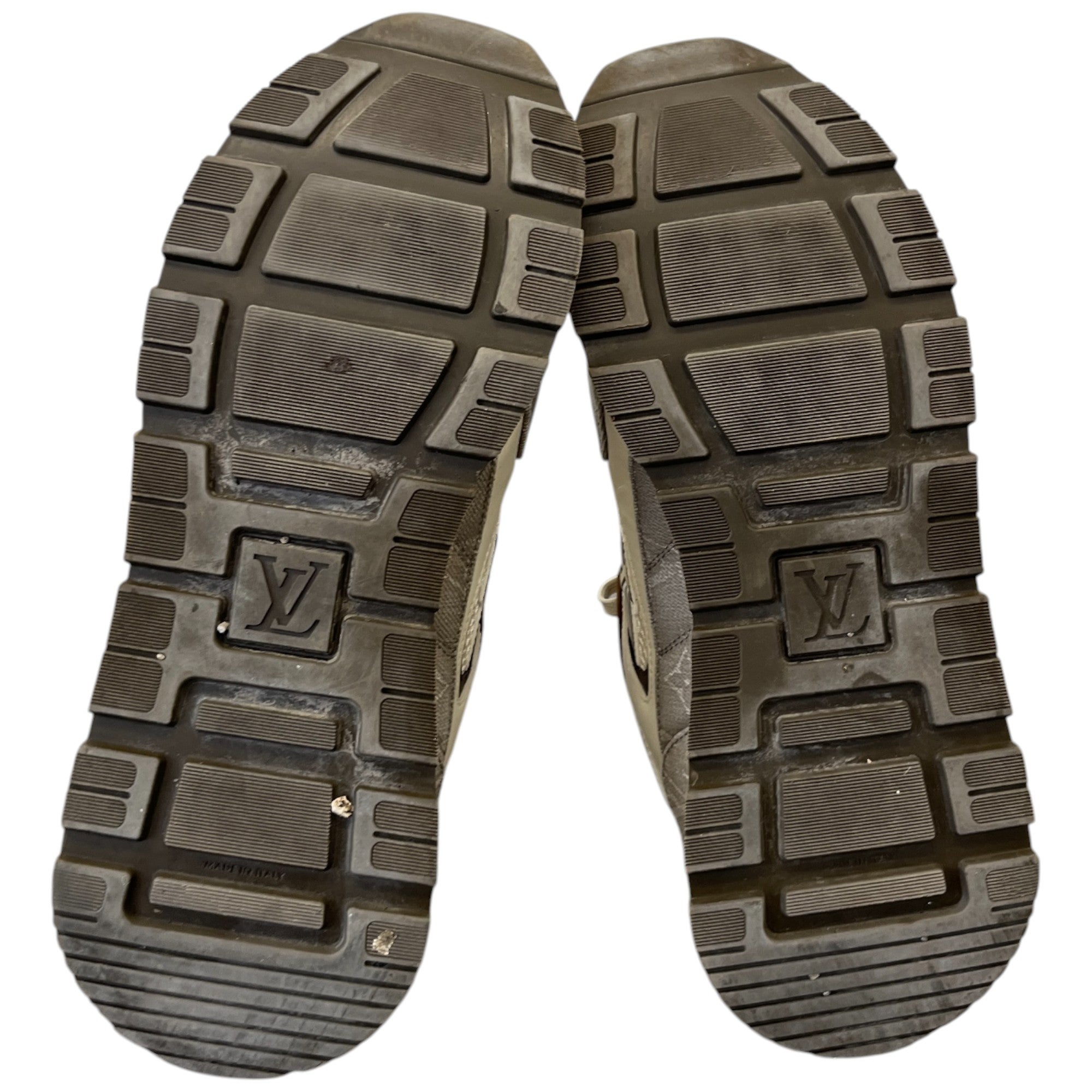 Men's Run Away Low Trainers Cream Size EU 42 / UK 8