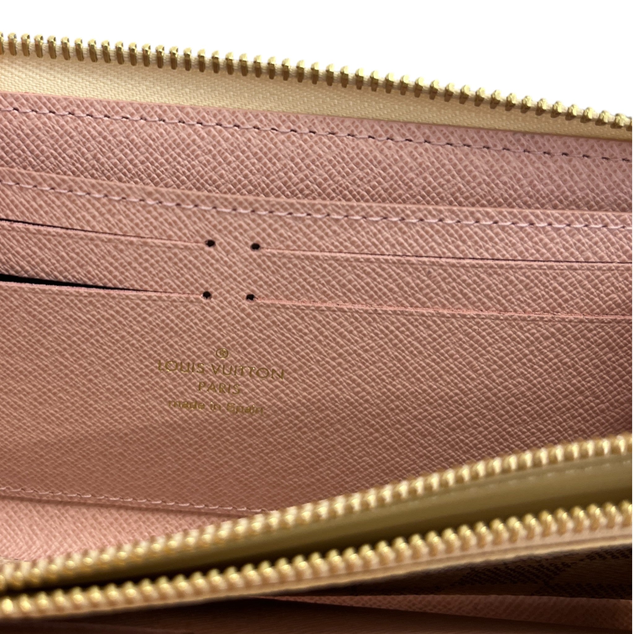 Women's Damier Azur Zippy Purse Cream