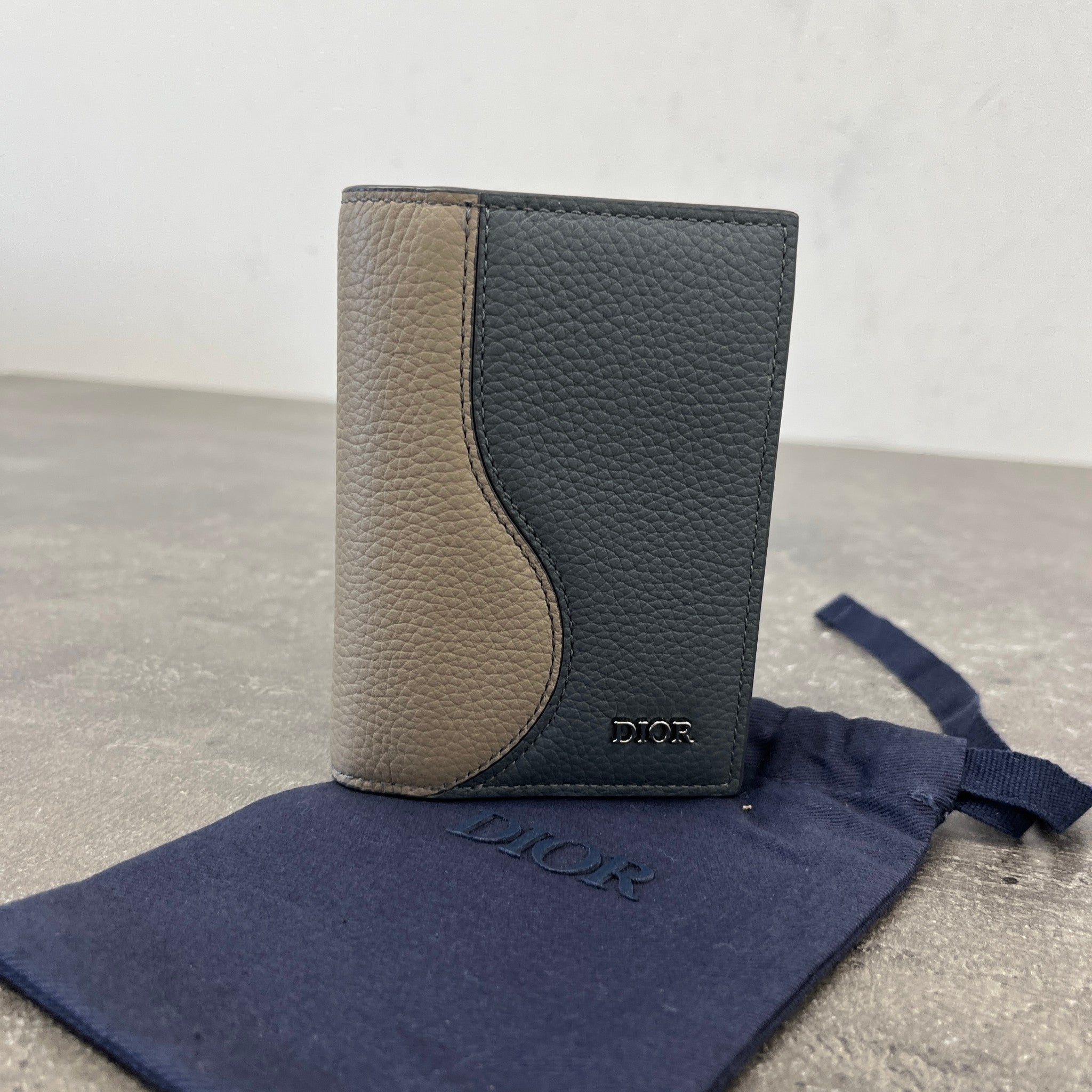 Men's Saddle Bi-Fold Wallet Blue