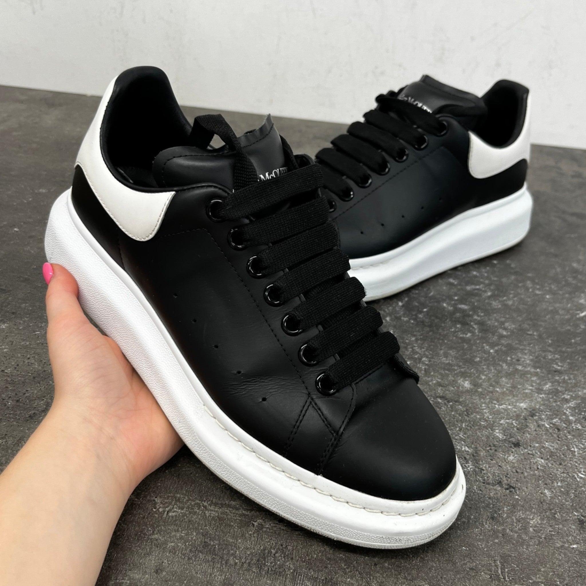 Men's Oversized Low Trainers Black Size EU 40 / UK 6