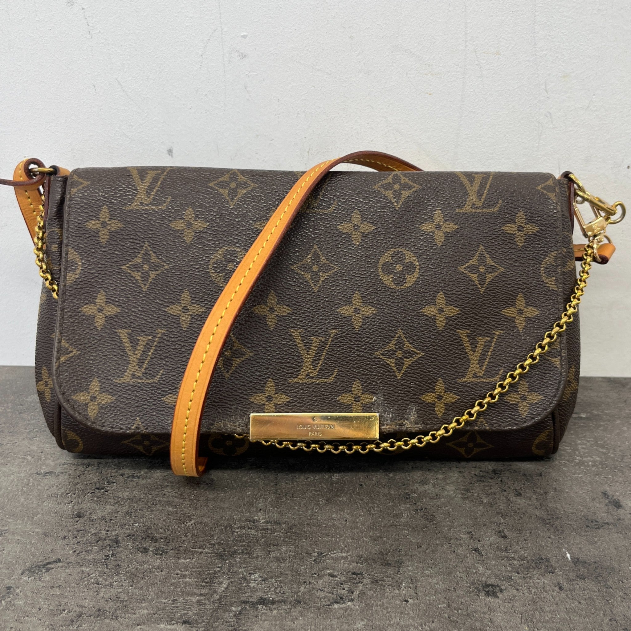 Women's Monogram Favorite Mm Handbag Brown