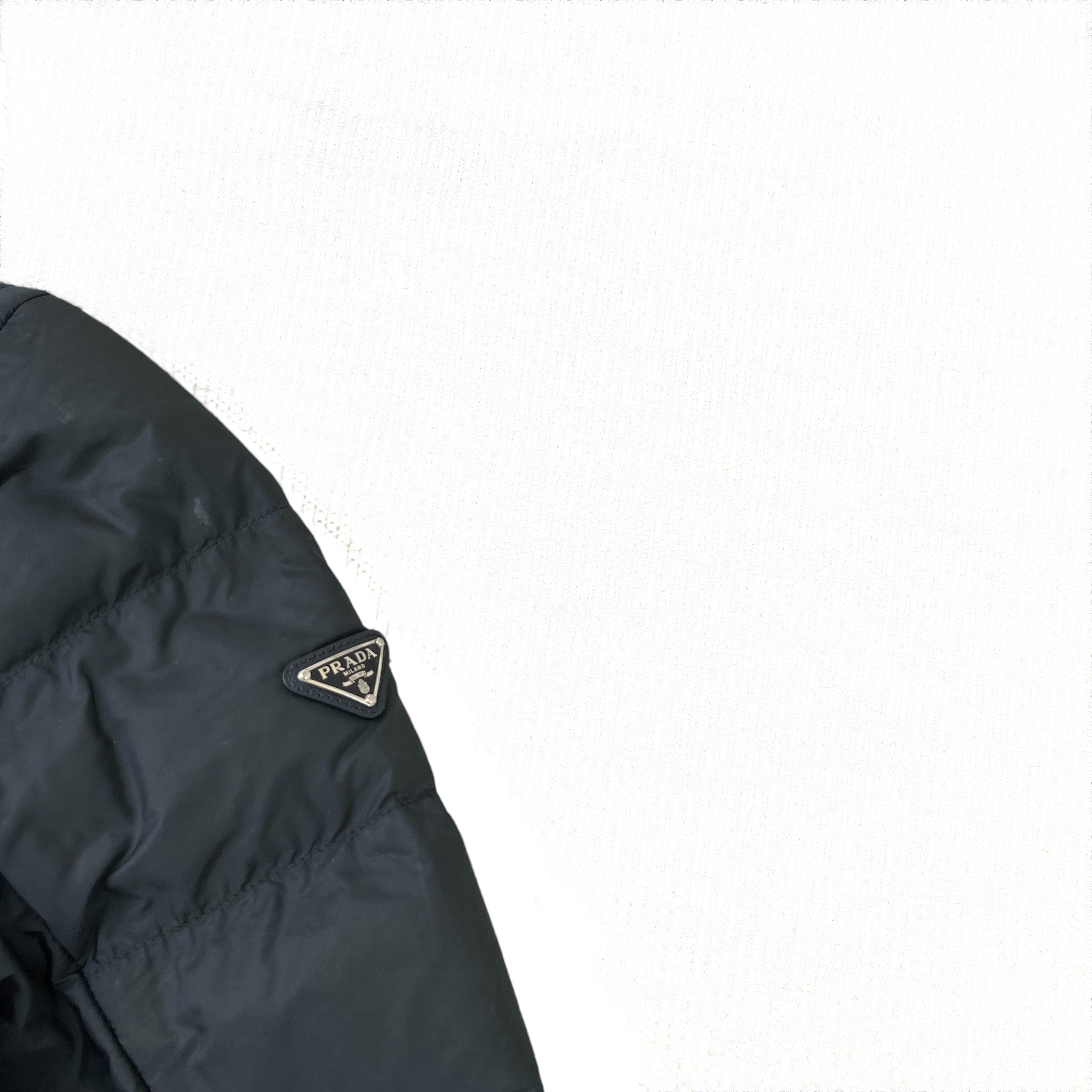 Women's Plaque Logo Re-Nylon Down Jacket Black Size IT 42 / UK 10