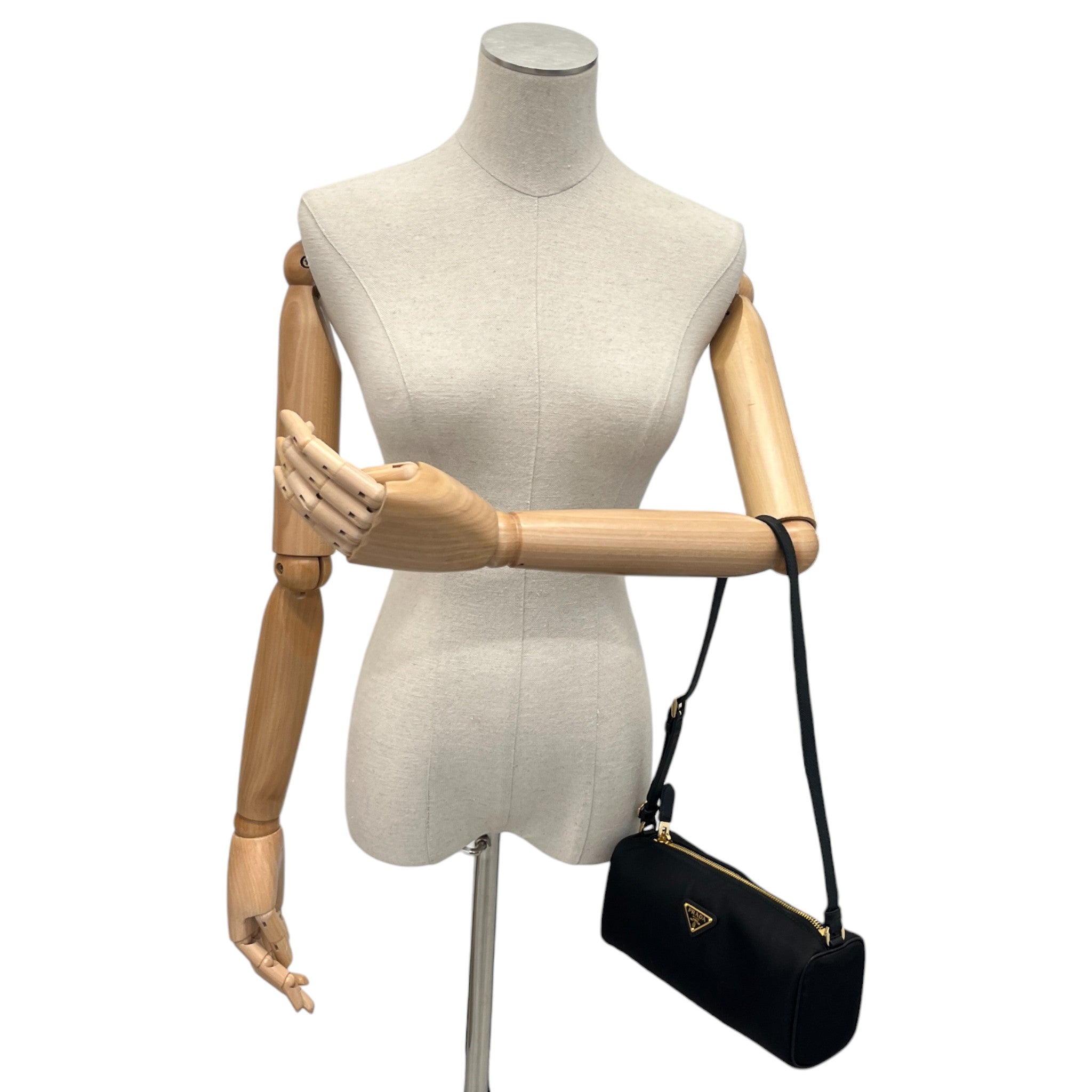 Women's Plaque Logo Handbag Black